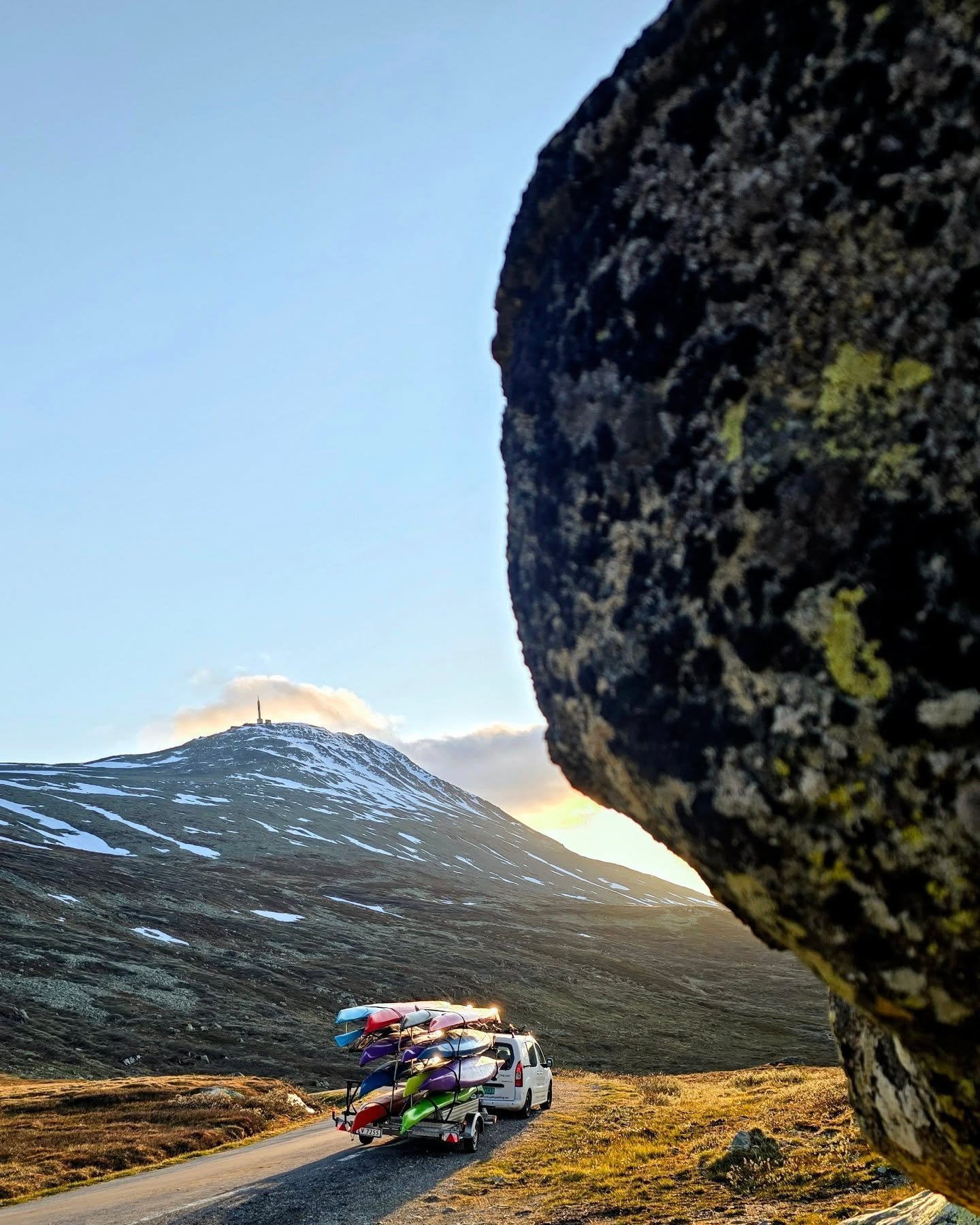 Mobilt padletilbud ✨️✨️✨️✨️

Det betyr faktisk at du kan f&aring; oppleve padleglede p&aring; akkurat de lokasjoner du dr&oslash;mmer om 💜🌞💜

Kajakker og instrukt&oslash;rer leveres p&aring; dr&oslash;mmelokajsoner p&aring; bestilling - og oppleve