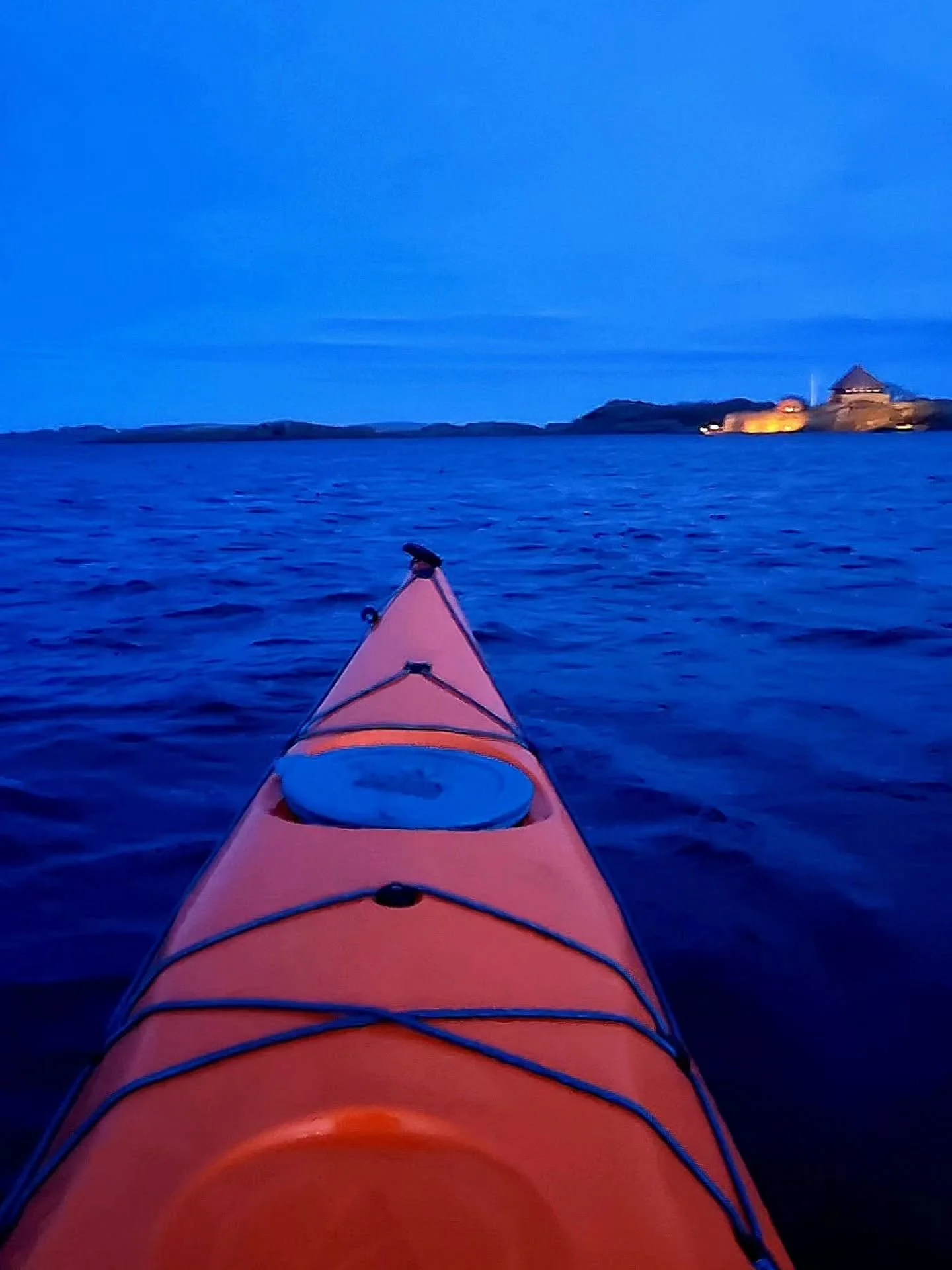 Som padleperler p&aring; en snor ligger opplevelsene i Vestfold og Telemark ✨️✨️✨️

Har du padlet her?? 

Jeg har noen favoritter som jeg aldri g&aring;r lei, og hvor jeg er ofte- men litt ekstra begeistret n&aring;r muligheten &aring;pner seg for st