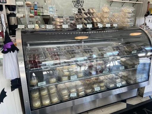 Magnolia Bakery: Delicious but Pricey