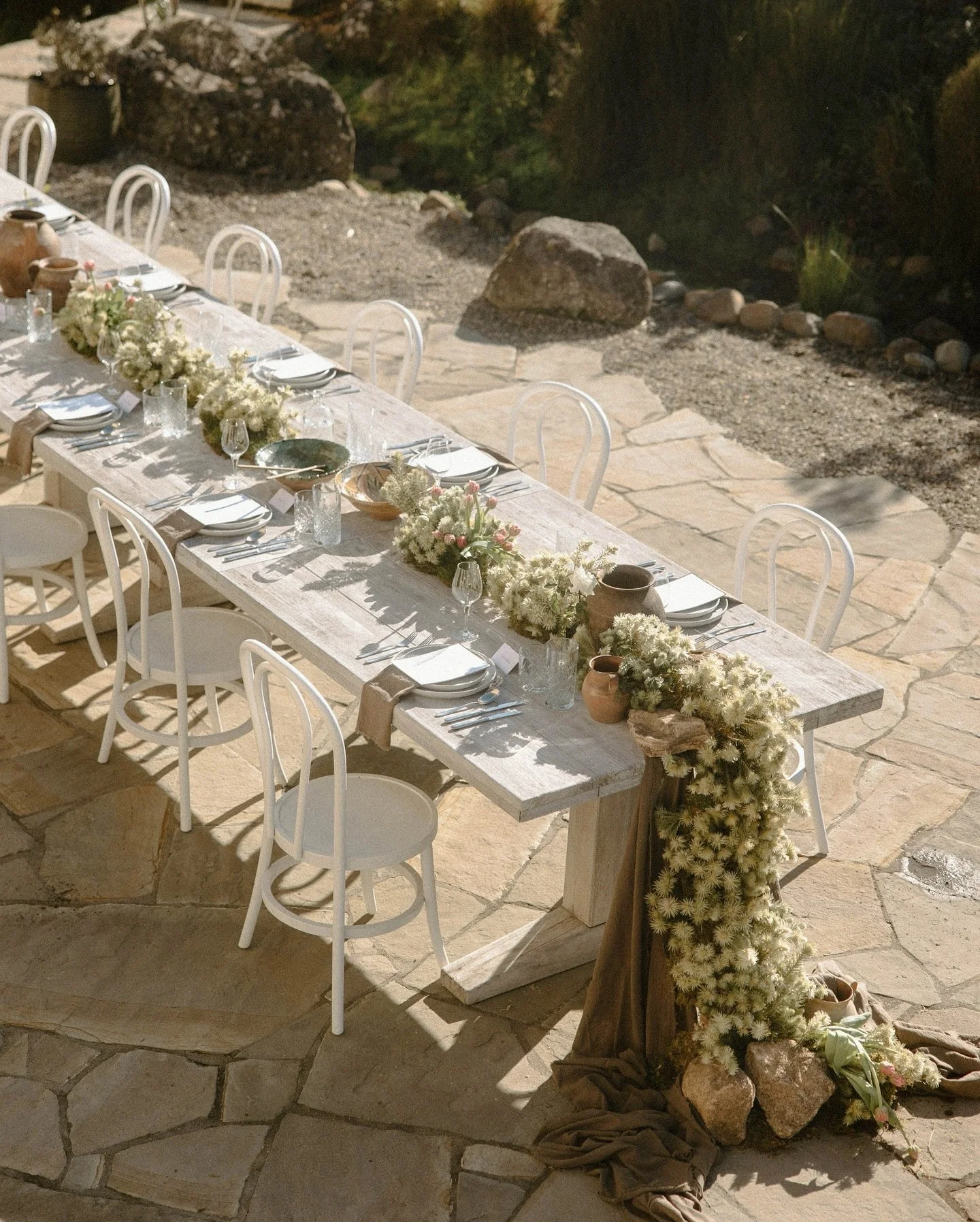 Tuscan elegance set against the natural textures of Muriwai Estate //

Venue @muriwai_estate
Chairs @willowlane_events
Tablescaping/Draping @tablelook
Florals @willowandsagebotanics
Makeup/Hair @puremakeupartistnz
Bridal Gown/Accessories @almajbridal