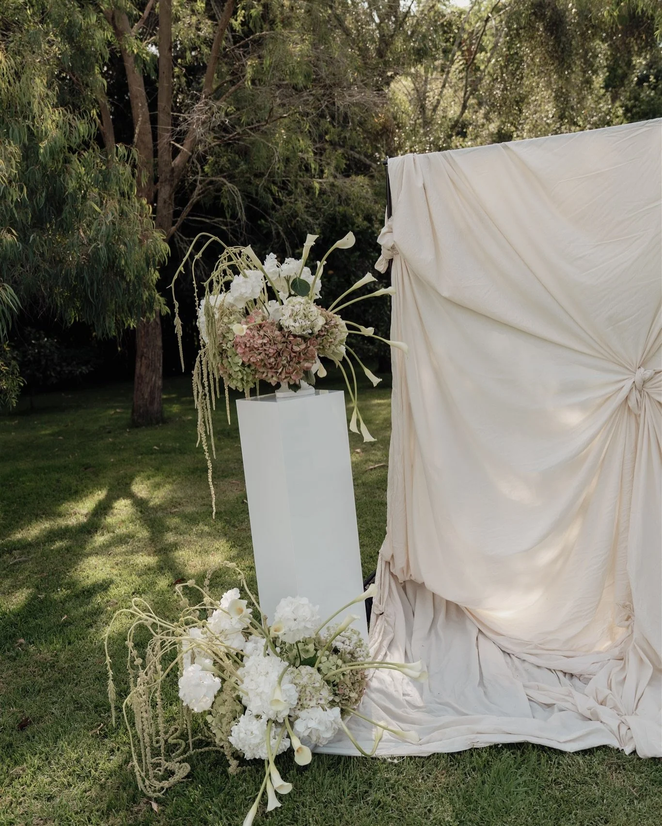 Special details from Mark &amp; Laura&rsquo;s nuptials at @blackwalnutvenue 

Photographer @piabacino
Venue @blackwalnutvenue 
Florals @asterandbloom 
Bride @laura__watts