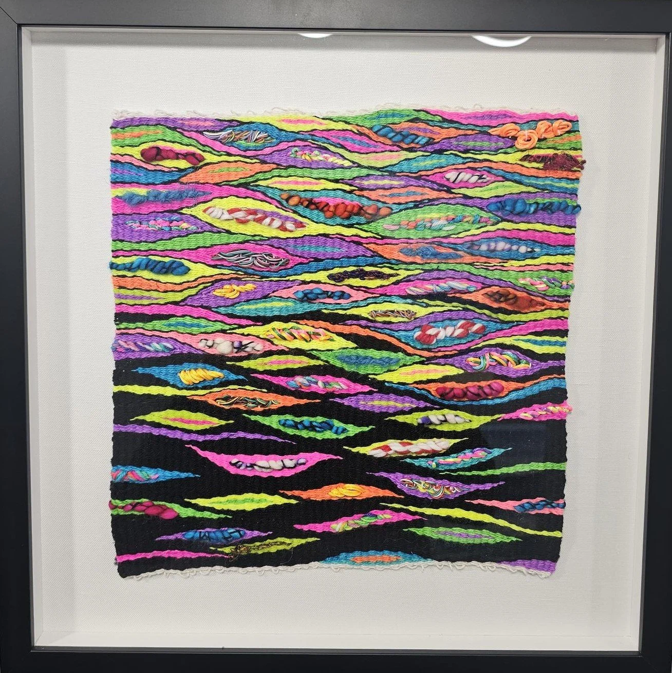 Neon Waves