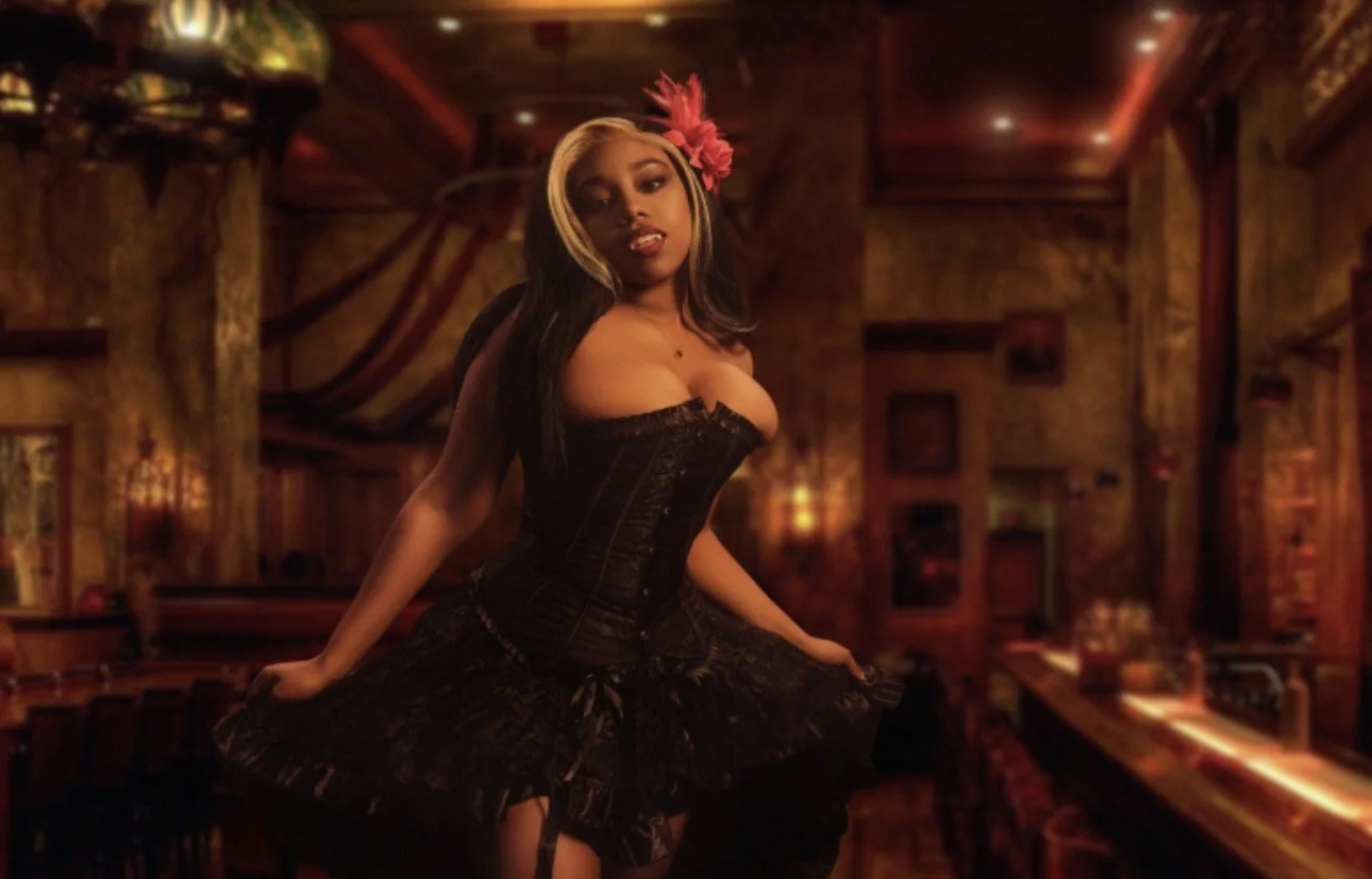 Old Saloon Vampire Advanced Beauty