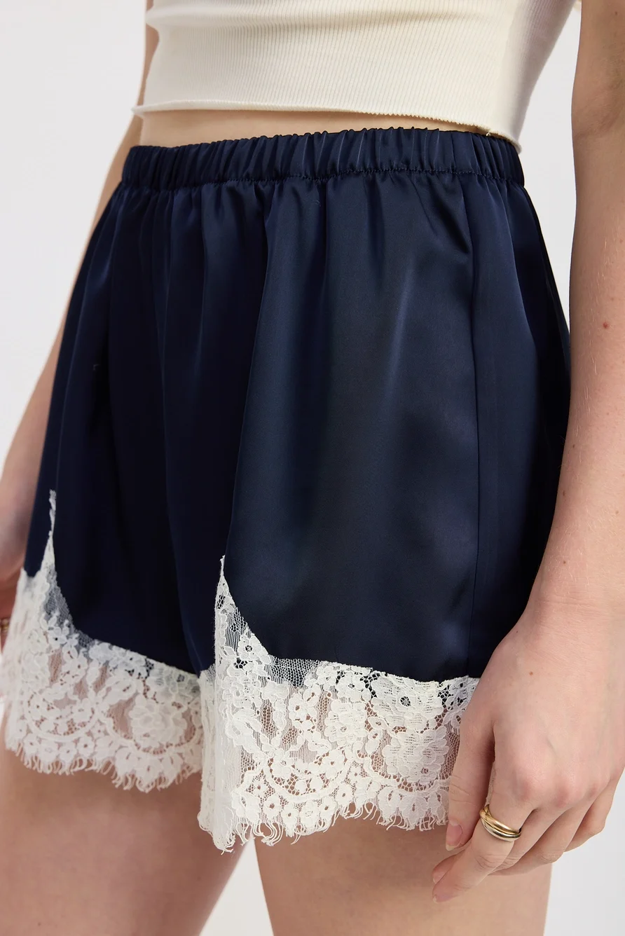 navy shorts .webp