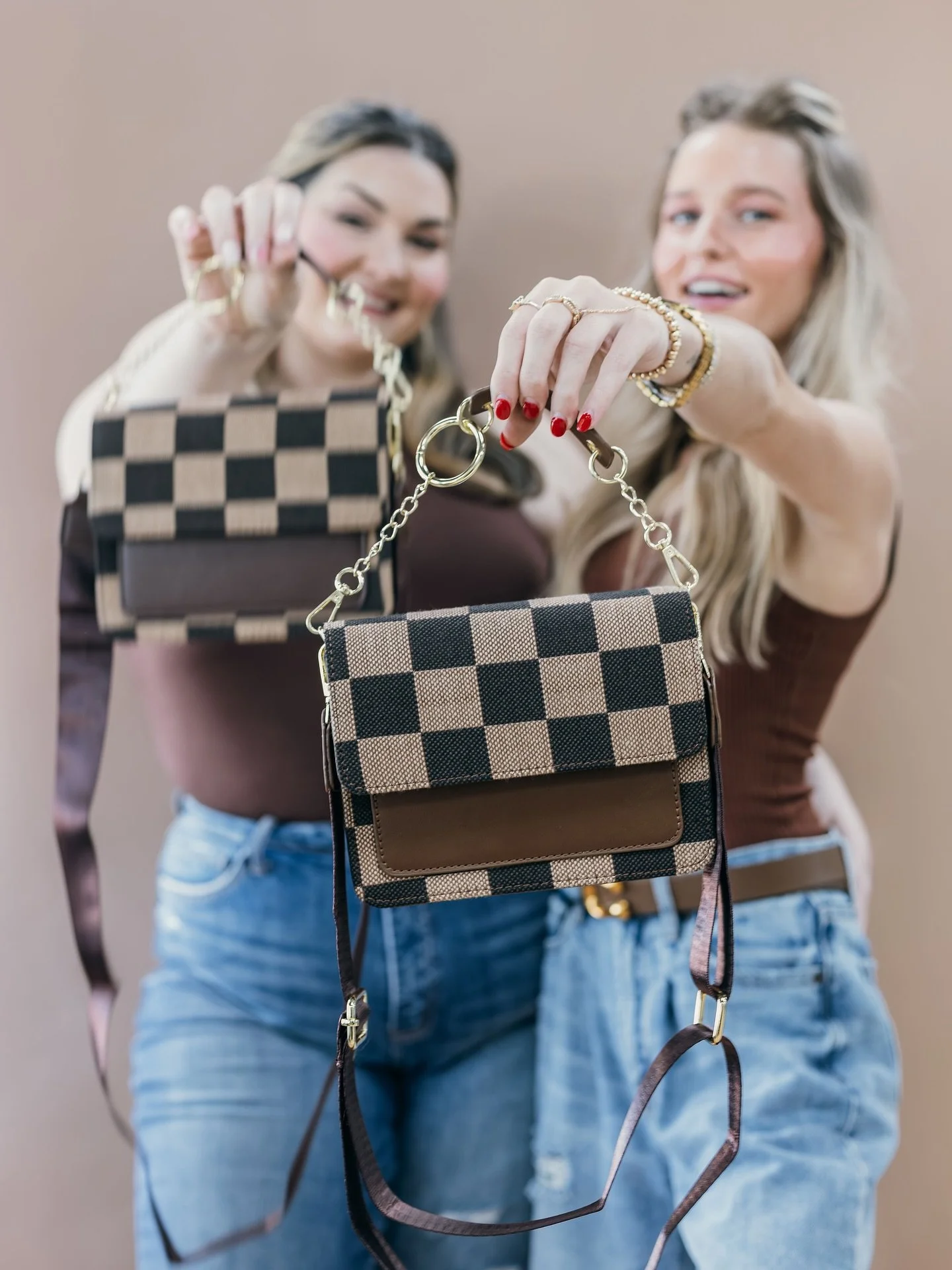 Is Fall/Winter fashion not the best?! From purses, jewelry, to belts- we can elevate your entire outfit 🤎

All of these items are now available for purchase in store or DM us!!