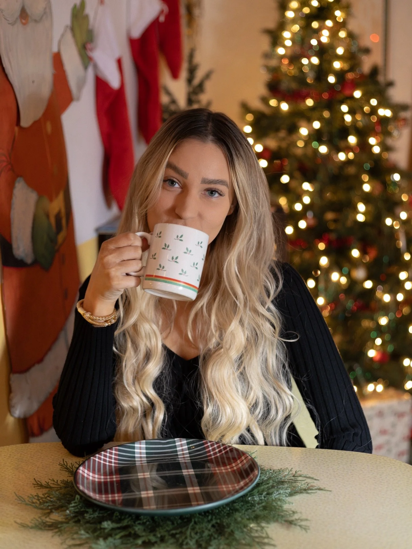 Sippin&rsquo; something warm and stepping into the season ✨
Holiday days call for cozy layers, soft moments, and pieces you&rsquo;ll reach for all winter long.

Come shop your holiday staples, the kind that feel good and look good.
🎄☕️✨

-
#qbboutiq