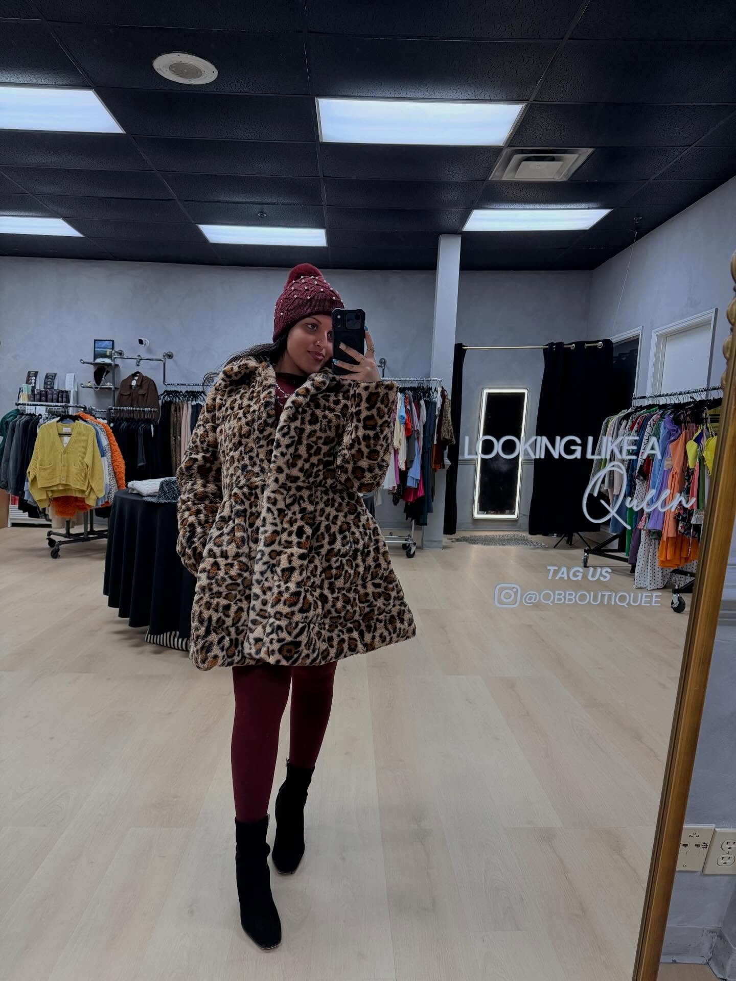 We heard snow days were coming and we&rsquo;ve got your snow pic outfits taken care of ❄️

Leopard print + Snow = 😍

Our fur coat is available in Small &amp; Medium- beanie available in maroon and black!