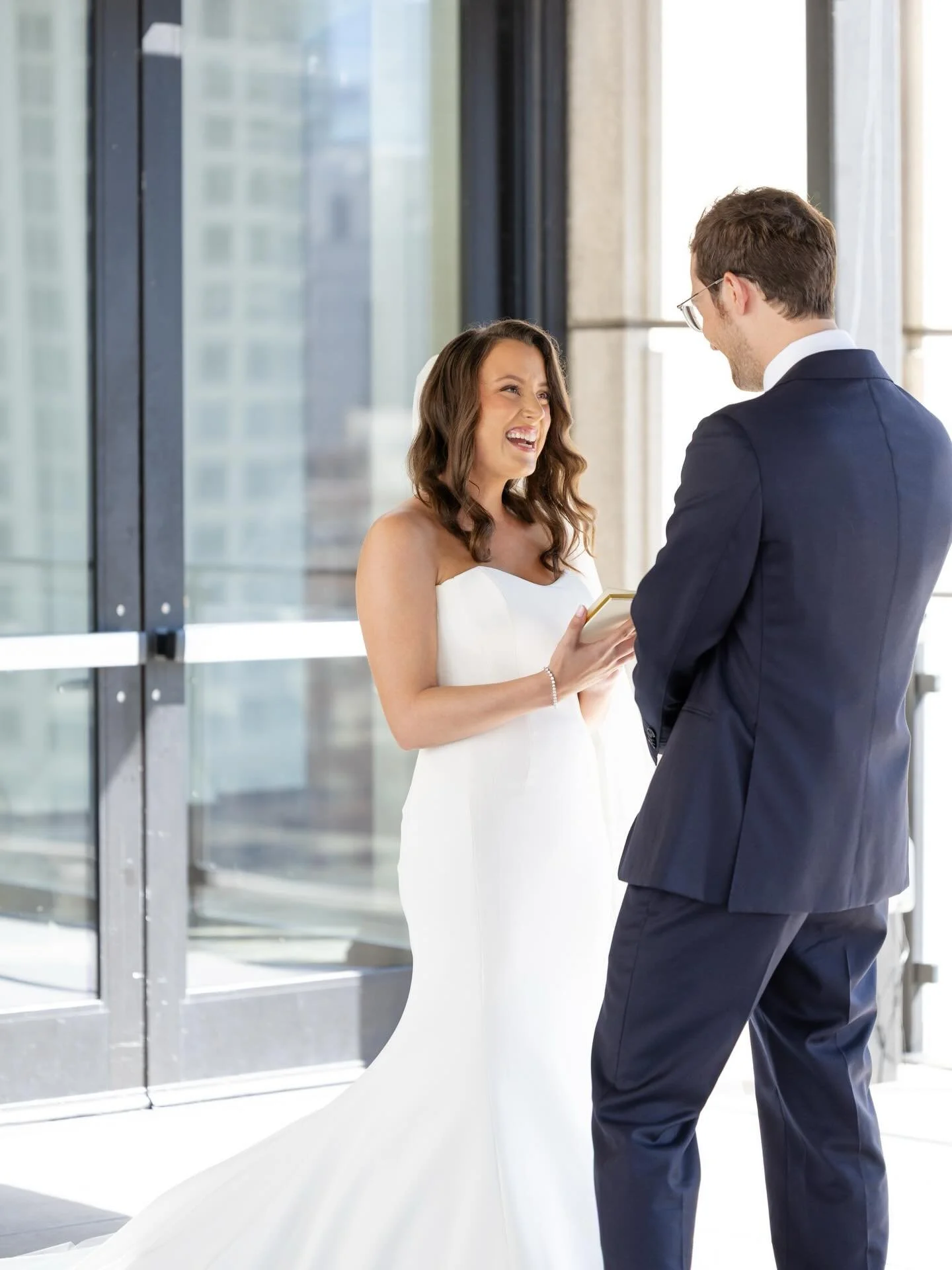 Pieces of J &amp; J&rsquo;s day 🫶🏻✨

Shot with @katyycarl 

#chicagoweddingphotographer #chicagoweddingphotography#chicagophotography #sunrisephotoshoot #2026bride 2027bride chicagowedding weddingvenuechicago vendors weddingphotography charlestonwe