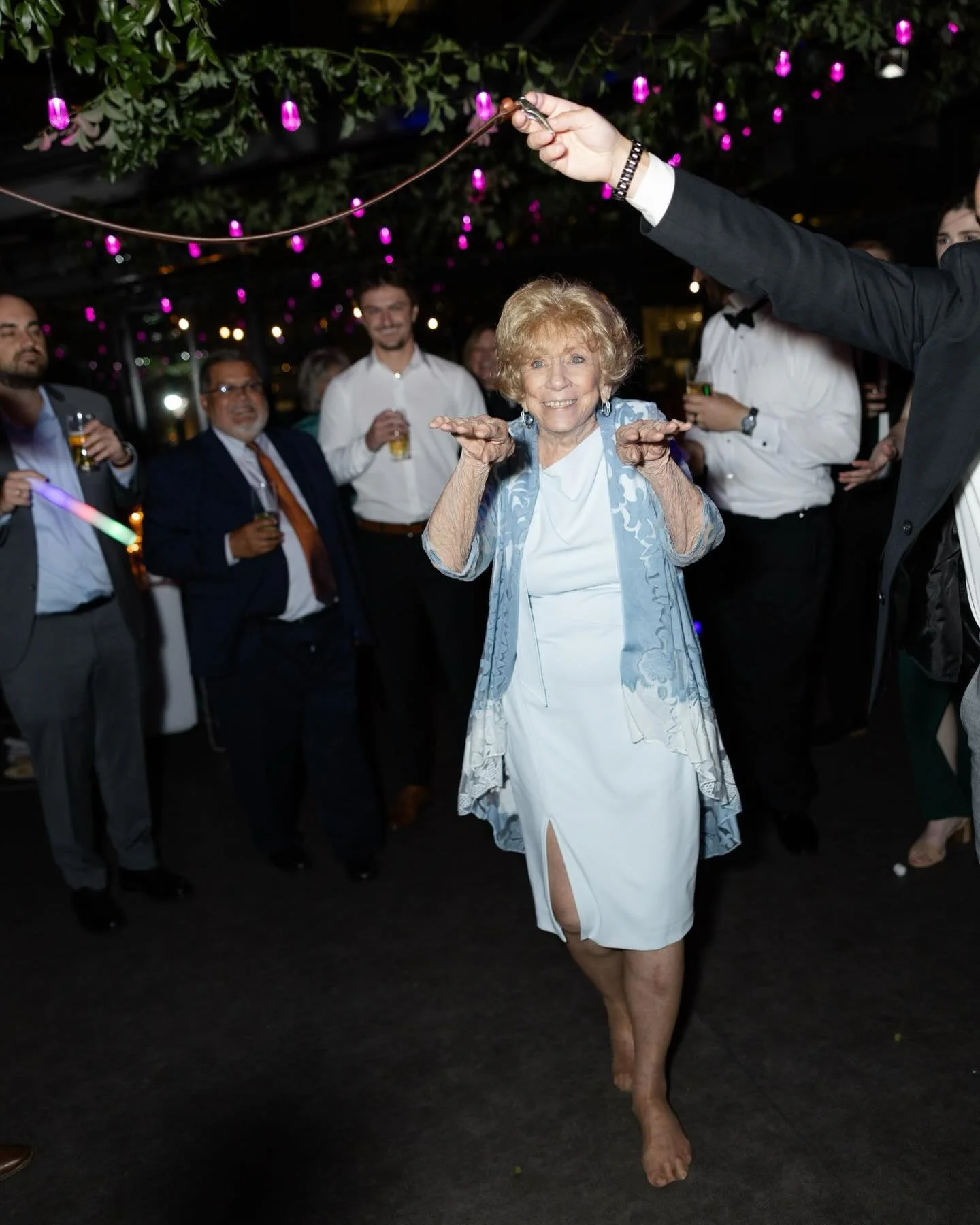 Little miss will notice every emotion of your guests&hellip;&hellip;&hellip;.. or should I say little miss will encourage your guests to start the limbo any chance I get 🤗 

 Shot with @ebbylphotography 

Chicago Wedding Photographer 
Chicago Weddin