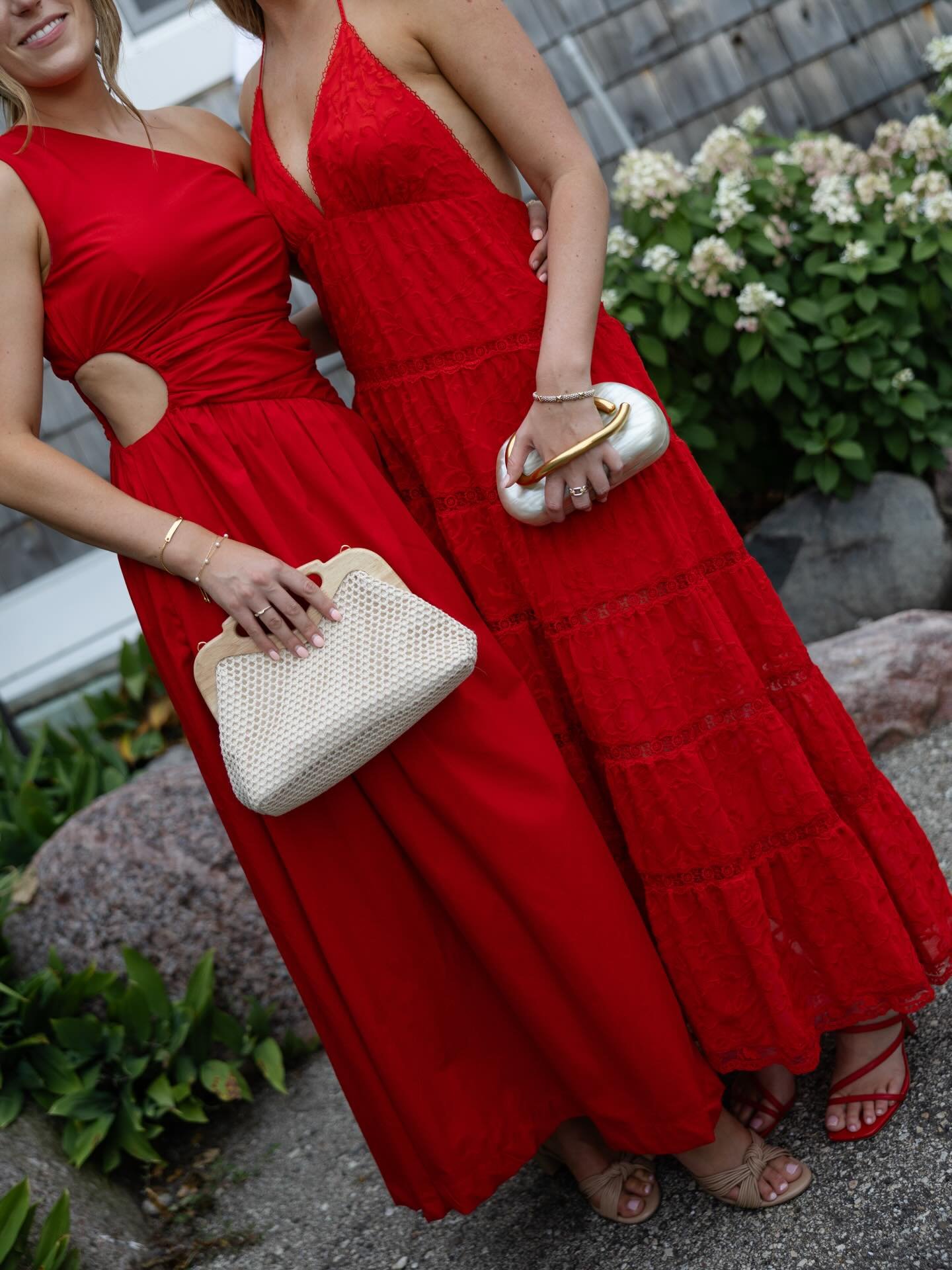 Just a little bit excited because more weddings means more fashion 🥰🪩💌 

&bull;

#chicagoweddingphotographer #charlestonweddingphotographer #weddingfashion #cocktailhour