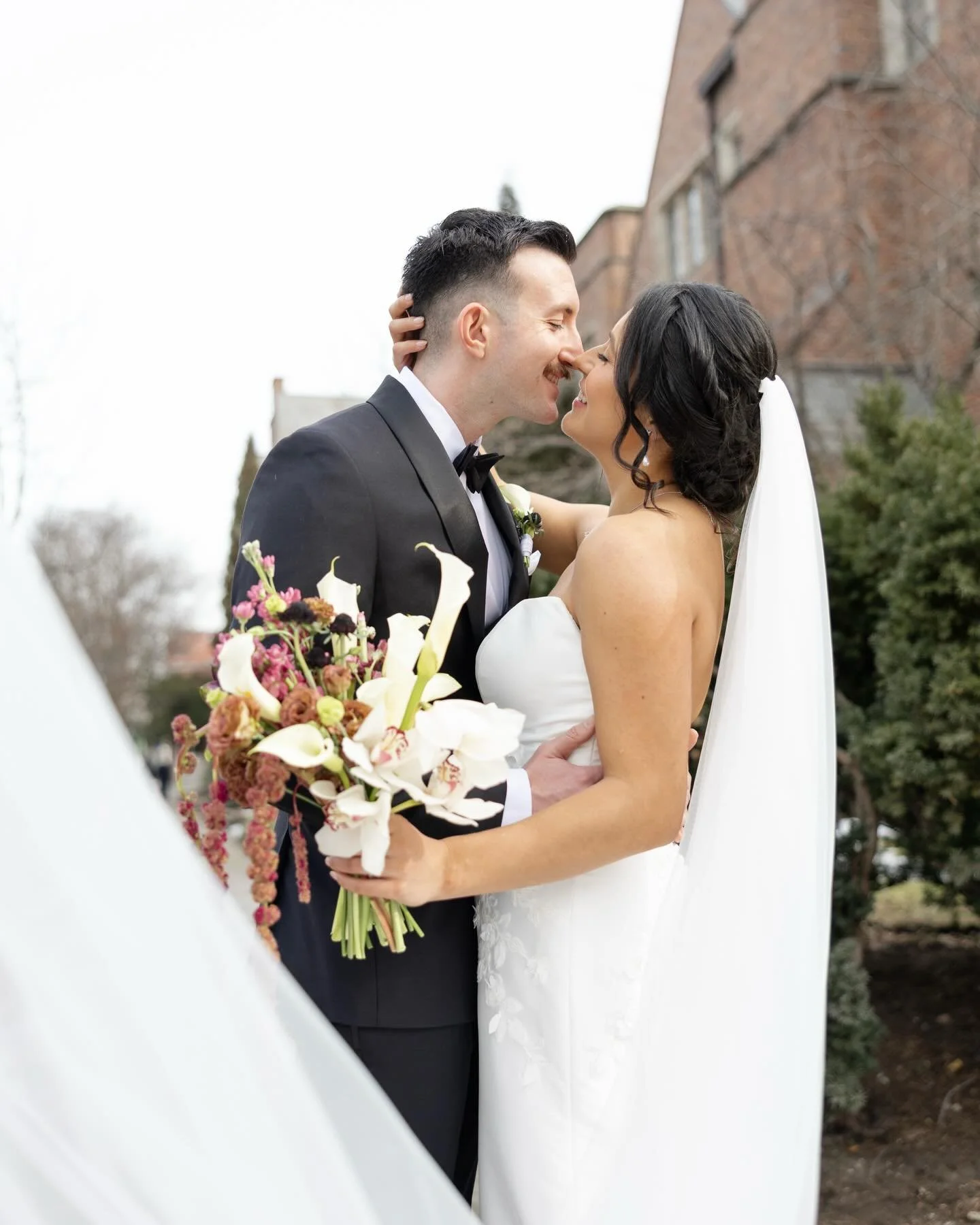 My favorite Valentine&rsquo;s Day maybe ever ?! What a treat it was to shoot with my friend @megan_magee_photography. So many favorite parts of this day but honorable mentions are the unseasonably beautiful February day, the embroidered place cards b