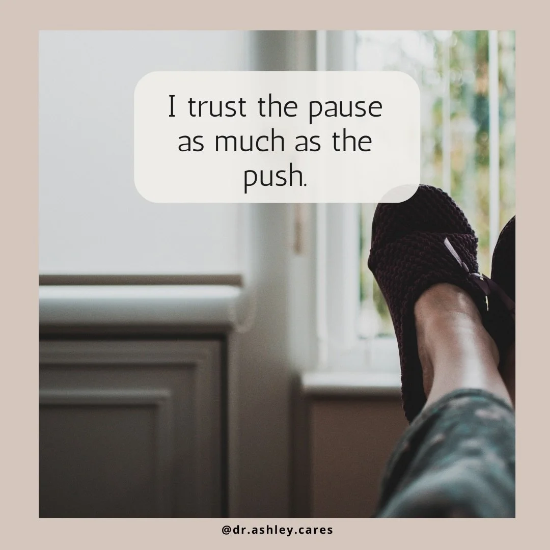 Reminder: I trust the pause as much as the push. 

#selfcompassionjourney #stressmanagementtips #therapistnearme #blacktherapistnearme #selflove