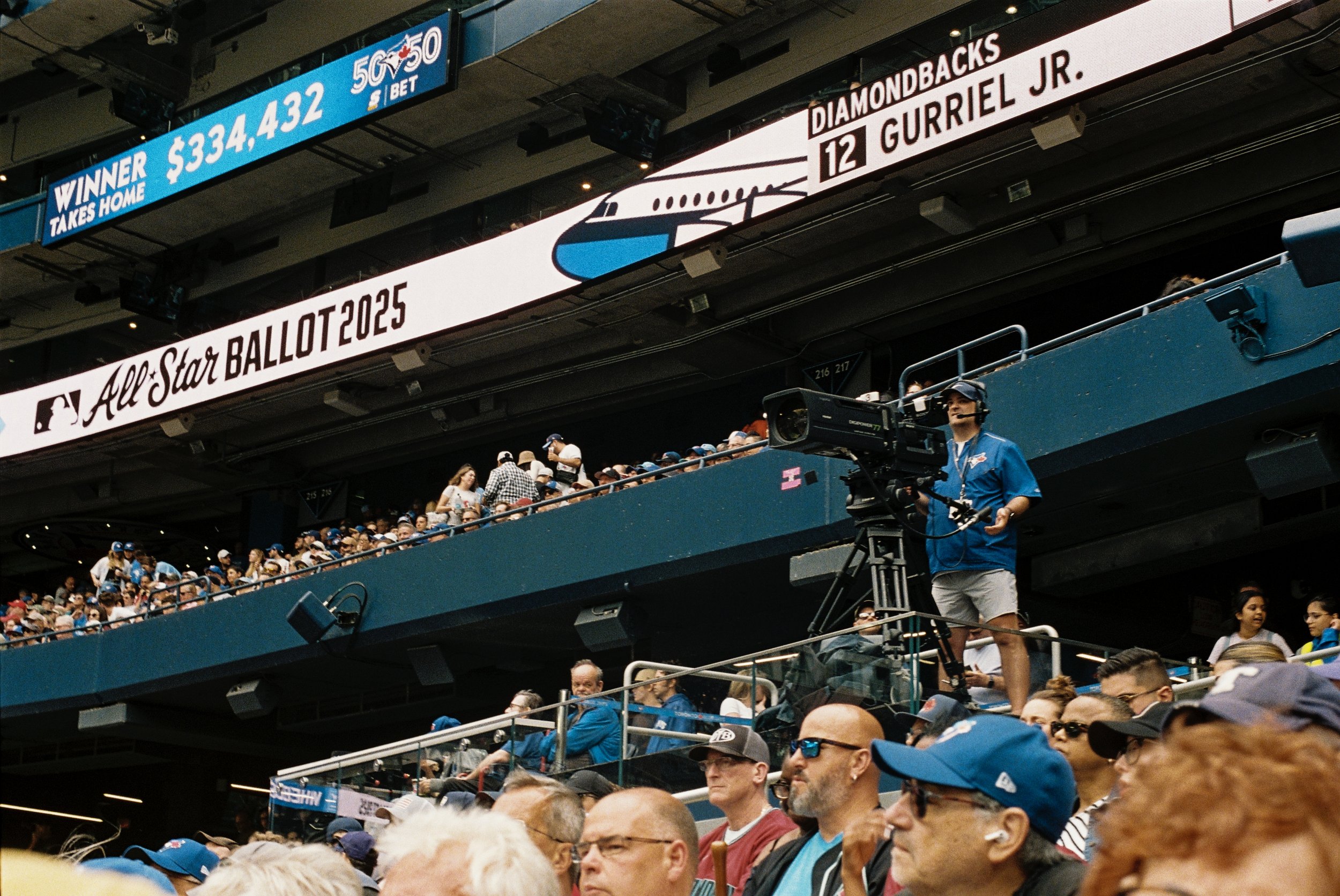 6 june35mm110.jpg