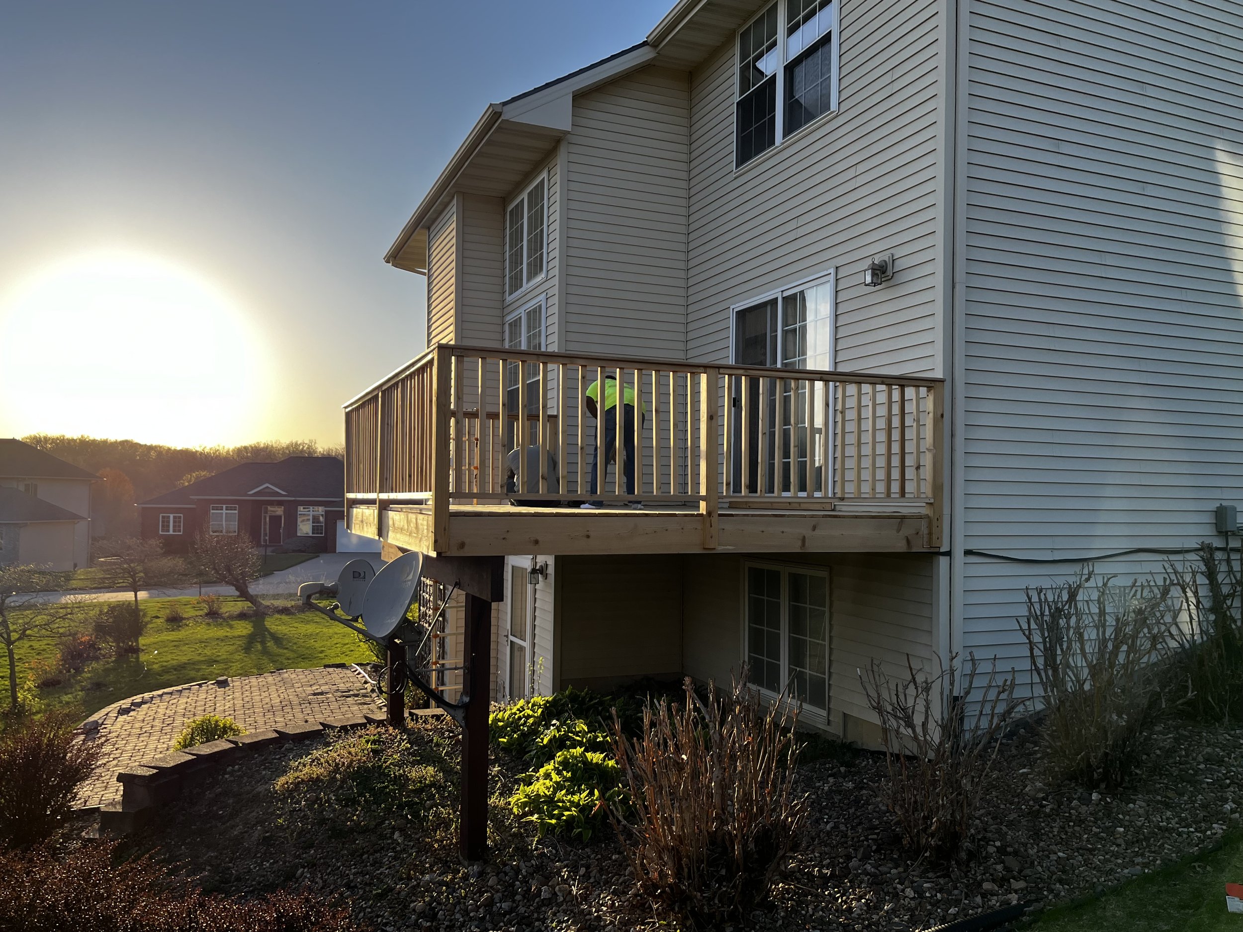 Deck Builder near me in Mount Vernon IA