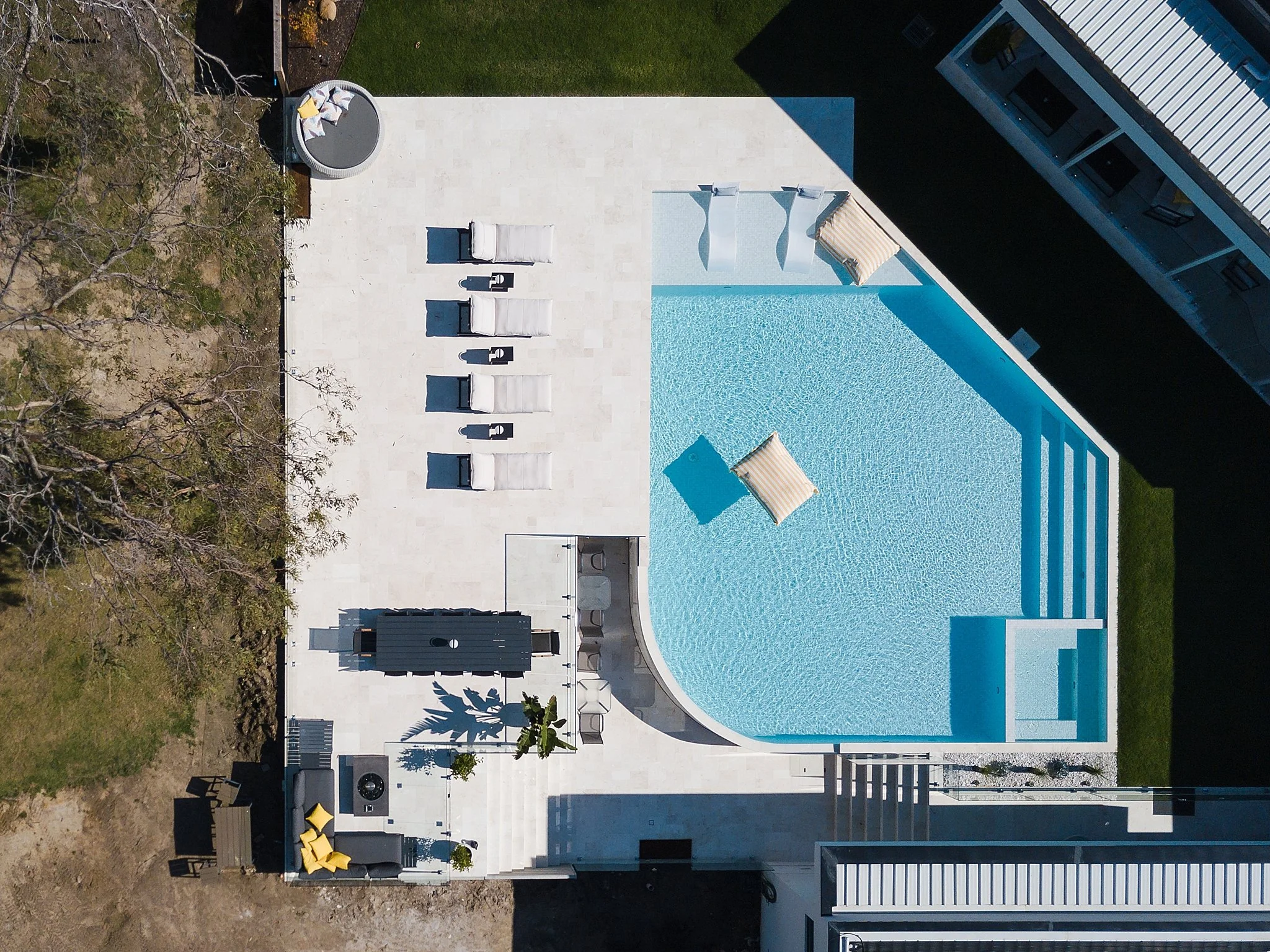 Architectural new home Langwarrin by Eighth Degree Homes.jpg