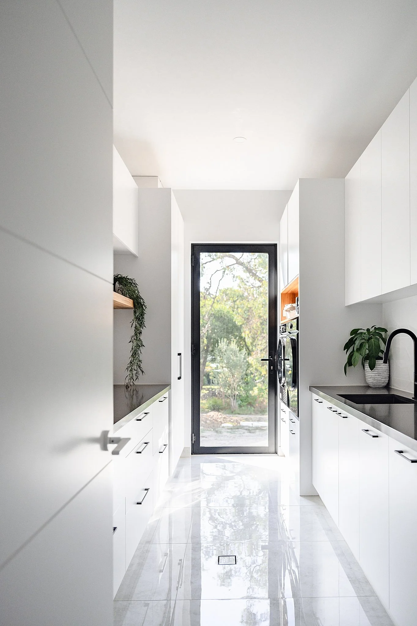 Architectural new home Langwarrin by Eighth Degree Homes.jpg