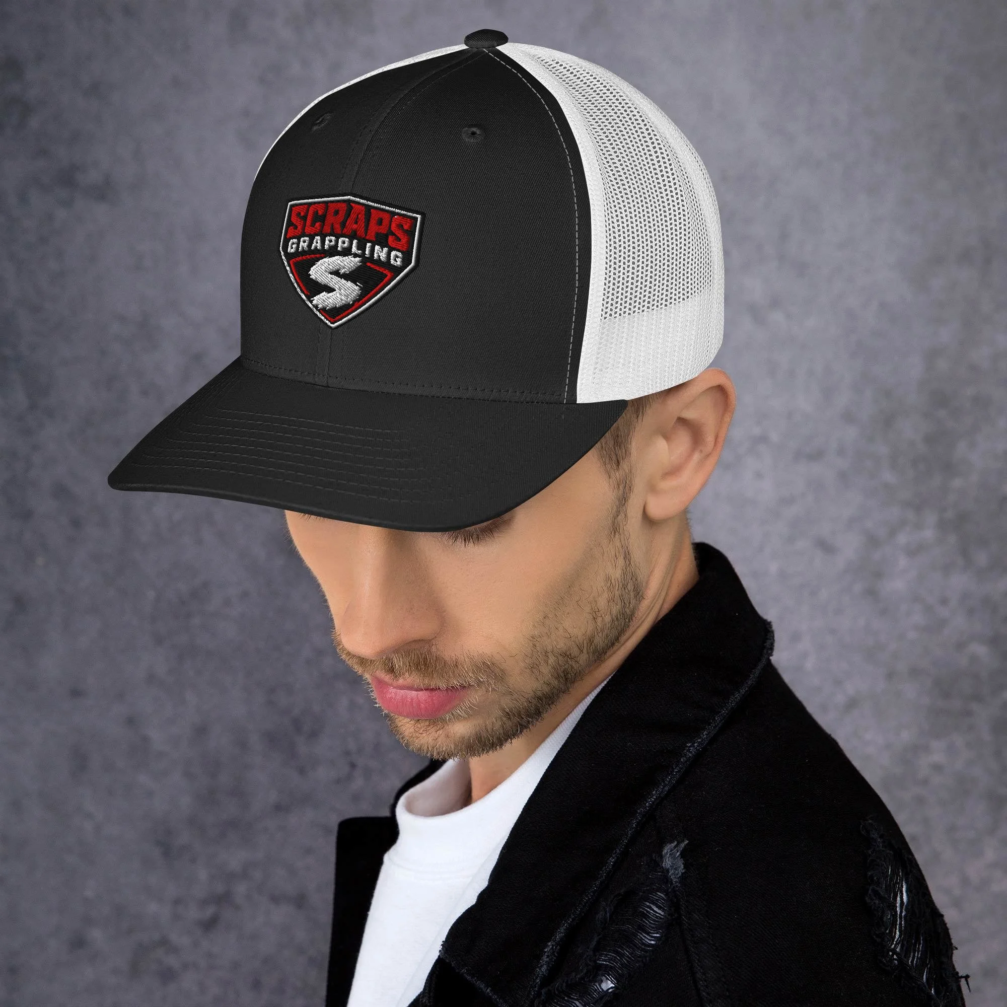 retro-trucker-hat-black-white-left-6a5f587568295.jpg