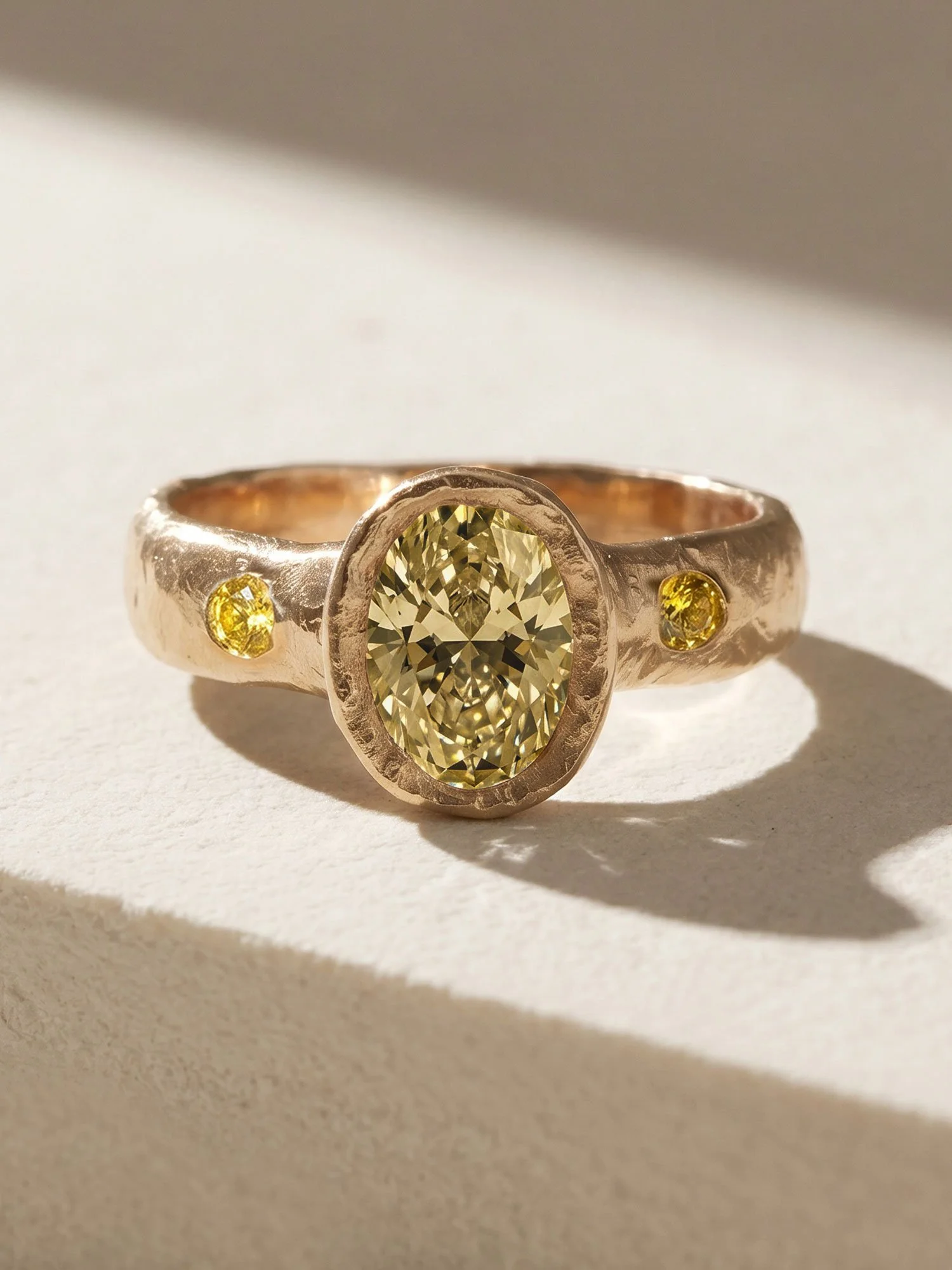 Essence-1ct-yellow-4.jpg