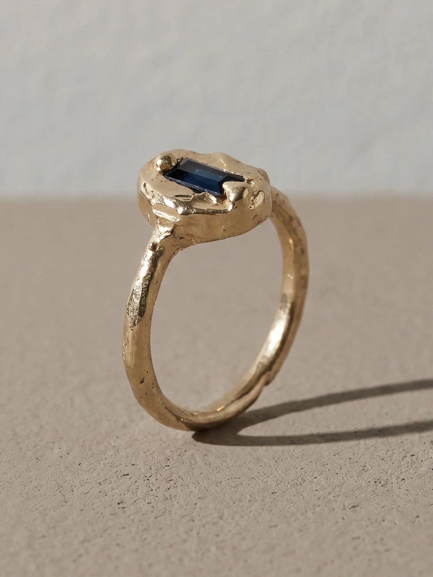 blue-baguette-ring_2.jpg