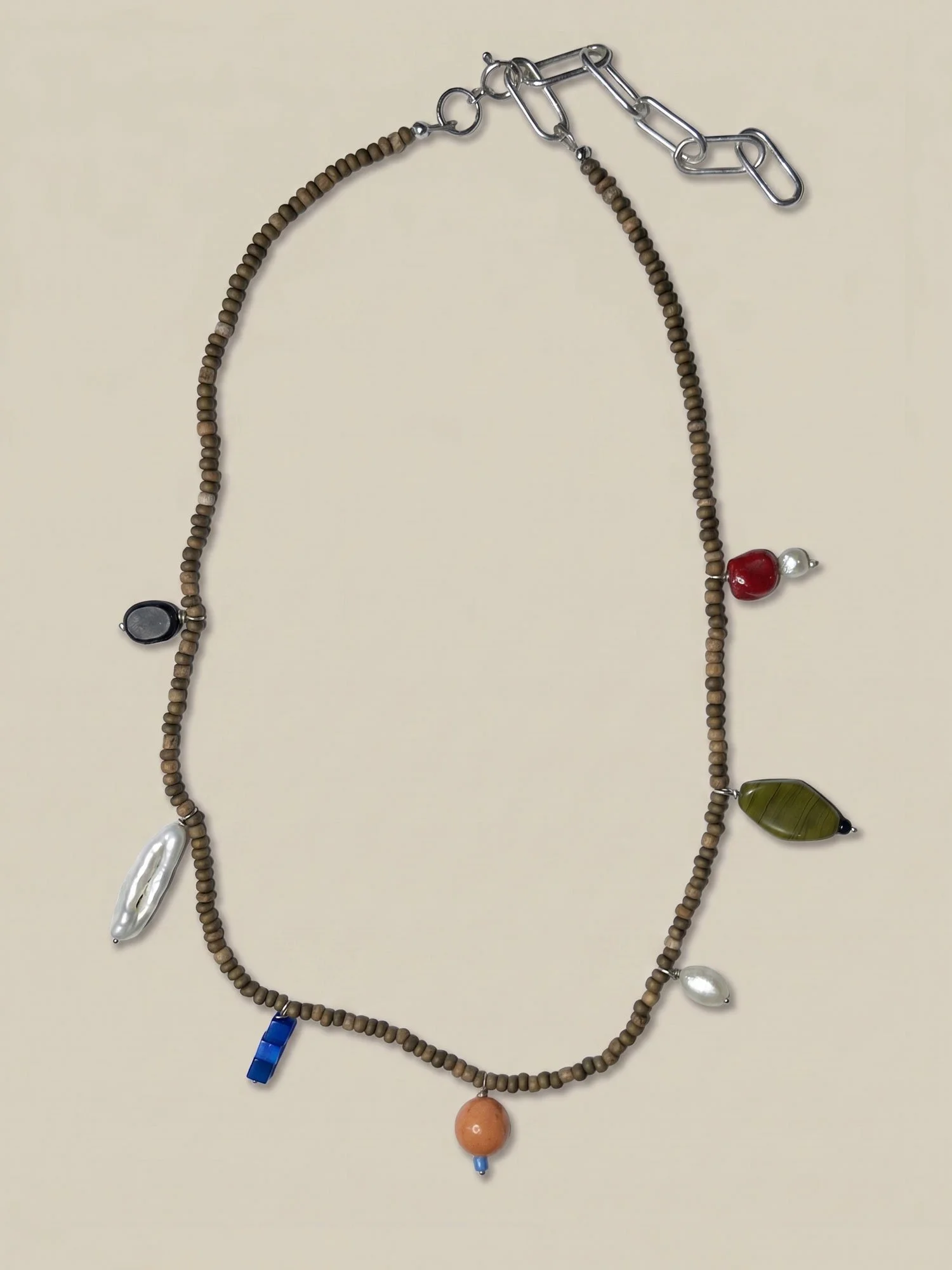 beaded necklace 29