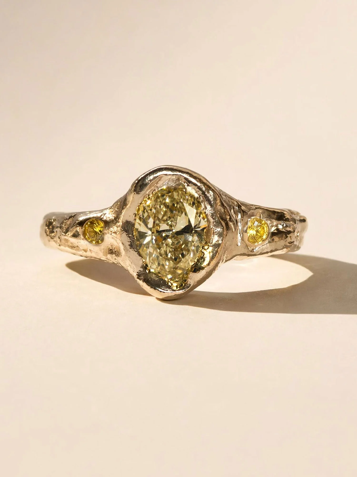 Aurora-1ct-yellow-4.jpg