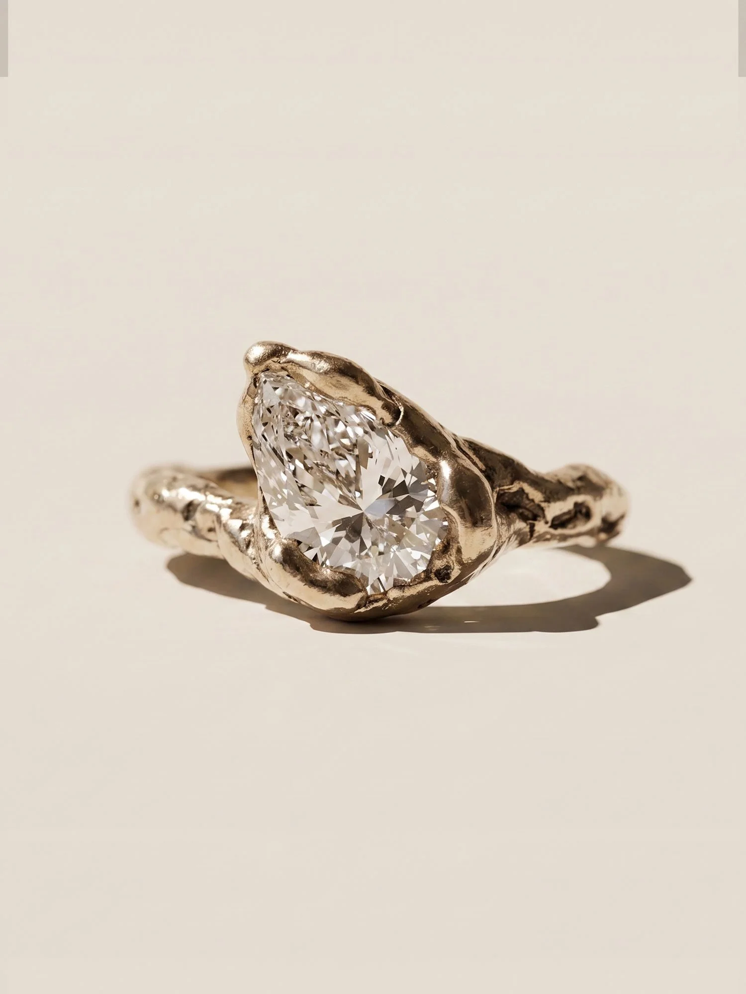 Venus Ring - 2ct Diamond