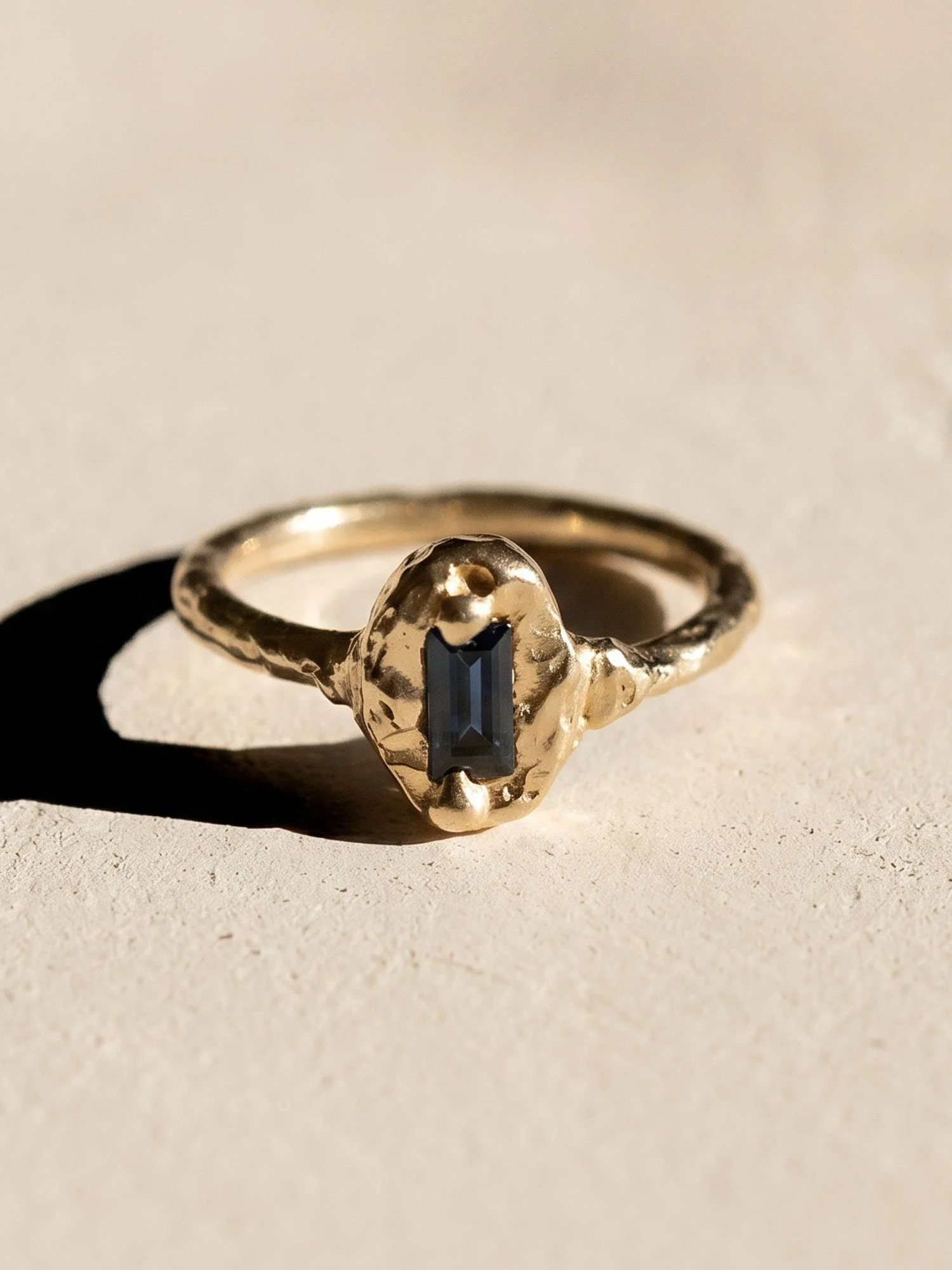 blue-baguette-ring_4.jpg