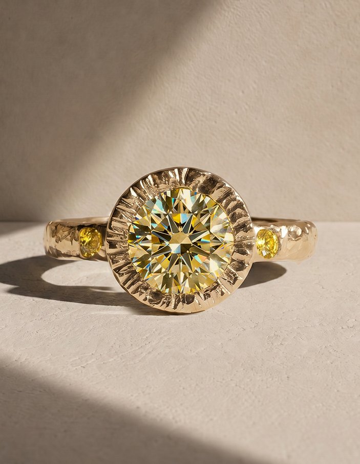 Selene-2ct-yellow-3.jpg