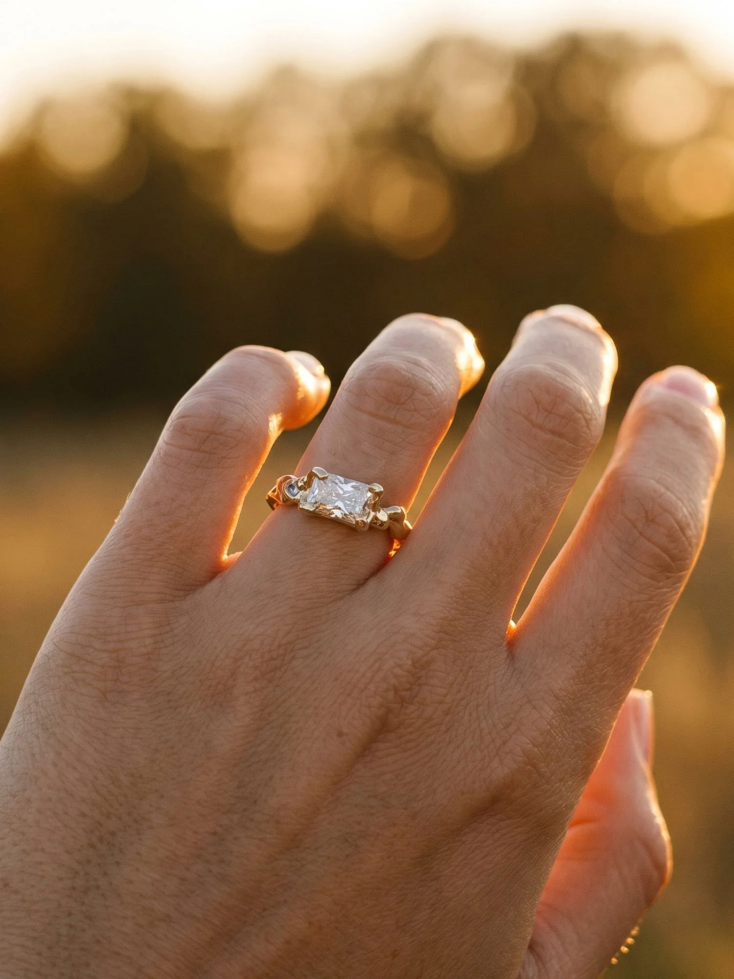 emerald-cut-ring_5.jpg