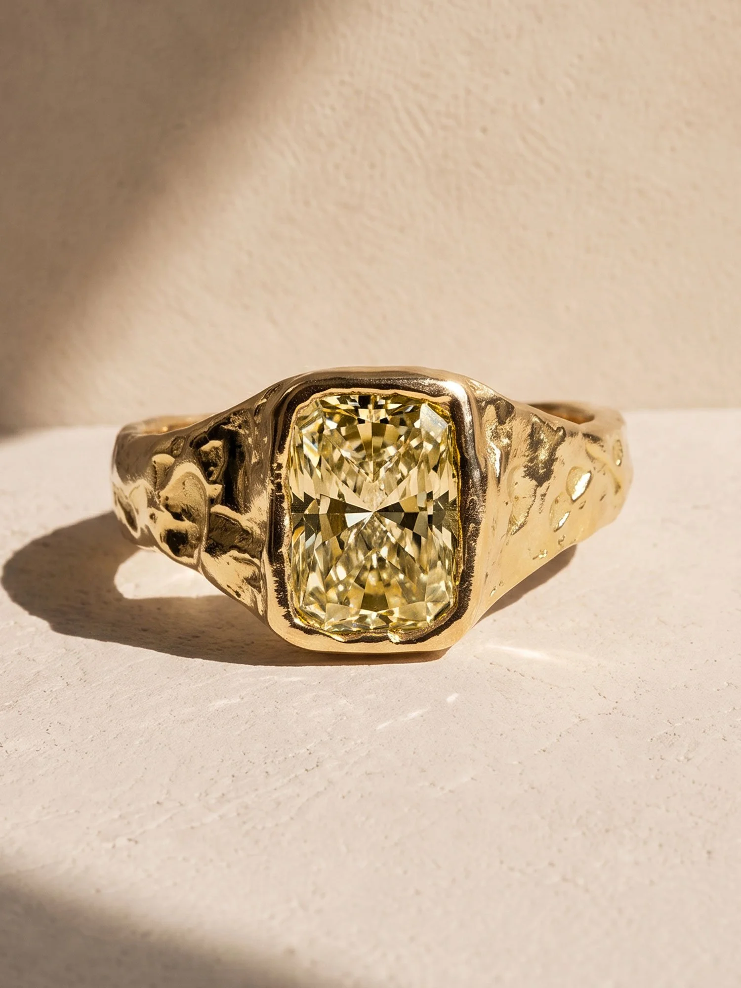 Ember-2ct-yellow-2.jpg