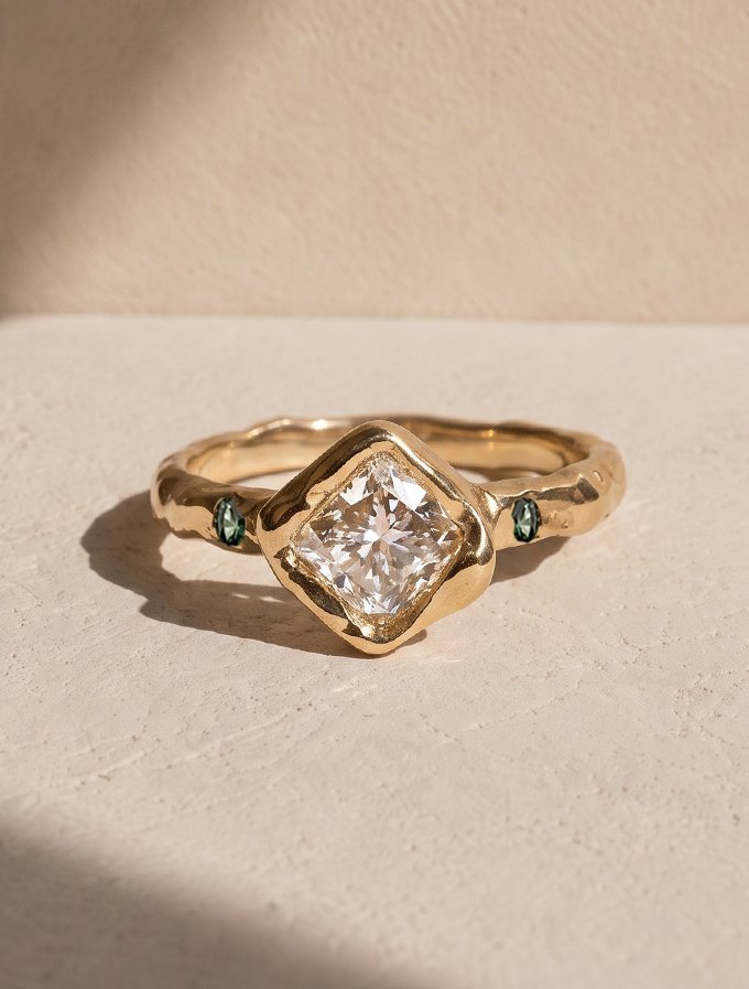 Cushion-1ct-green.jpg