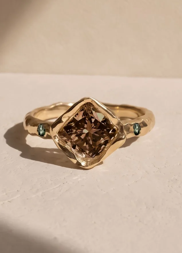 Cushion-brown-gems-4.jpg