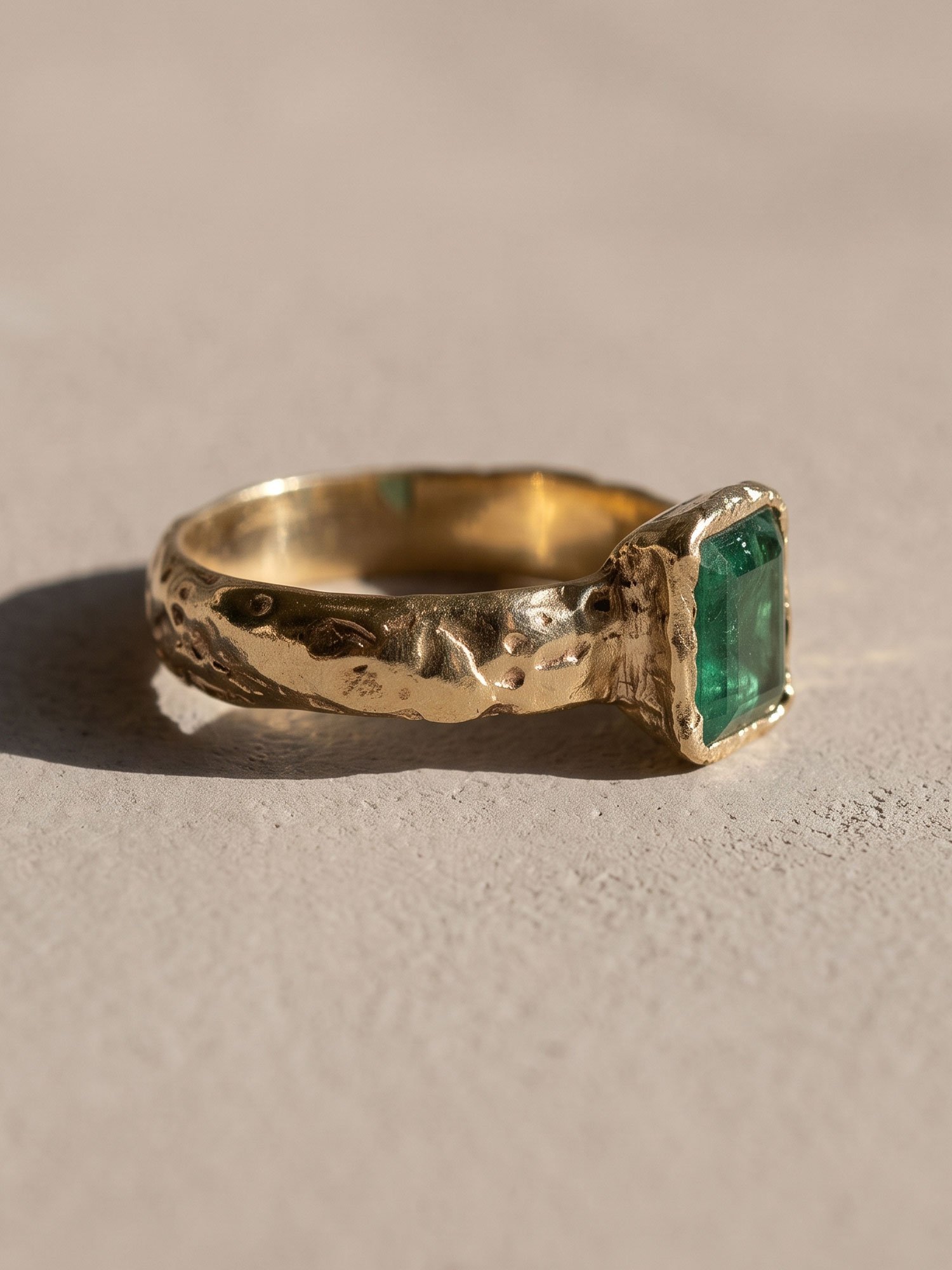 1ct-emerald-ring-3.jpg