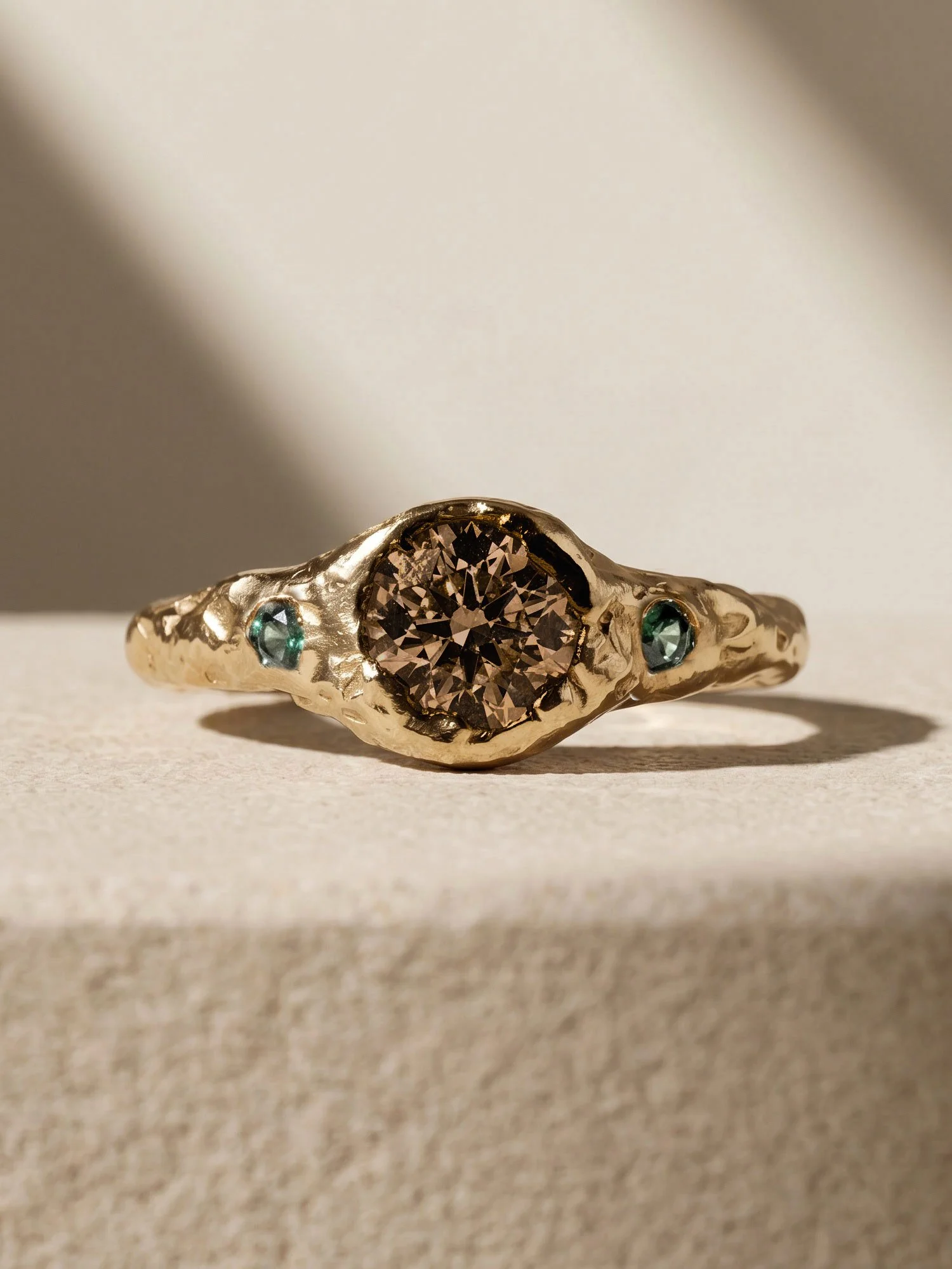 Hera-brown-gems-2.jpg