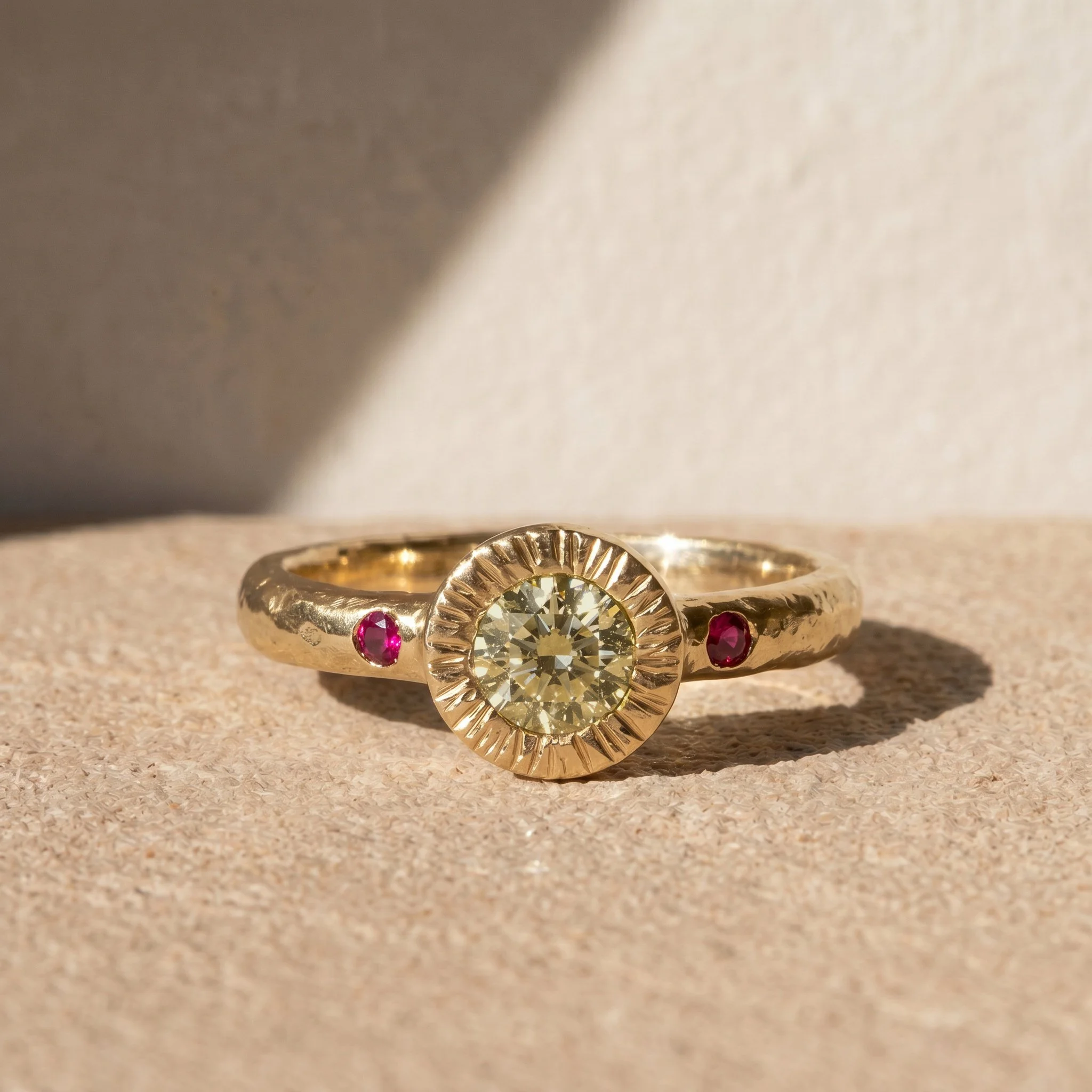 Selene-0.5ct-yellow-4.jpg