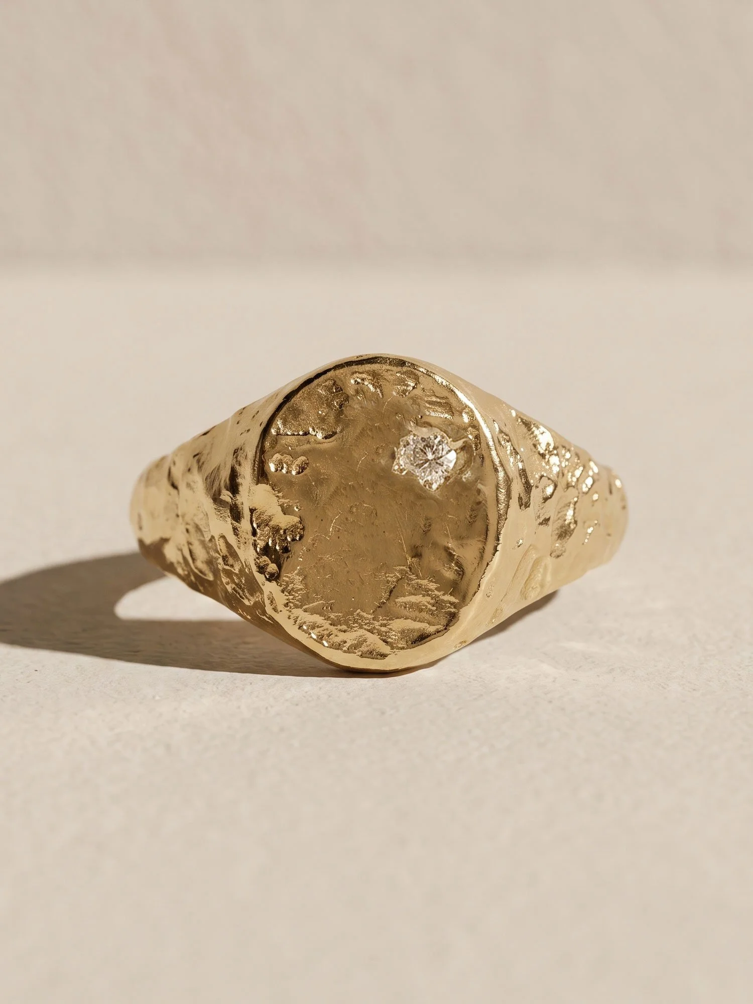 Atlas Signet - Diamond