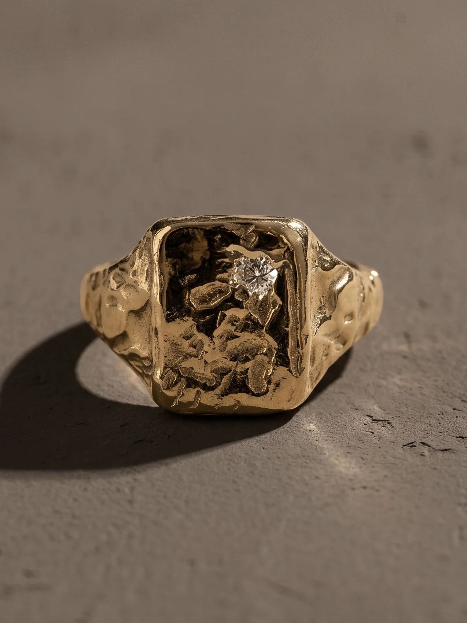 Ares Signet - Diamond