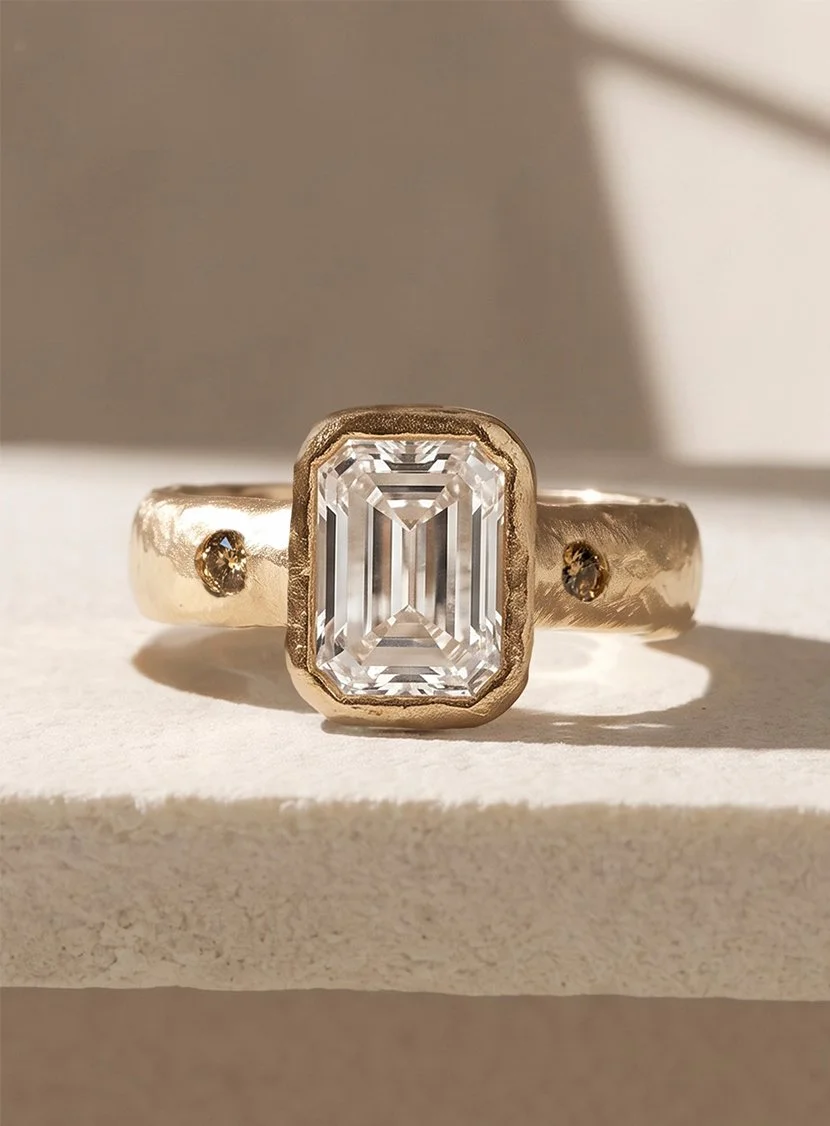 Athena-2ct-brown-dia.jpg