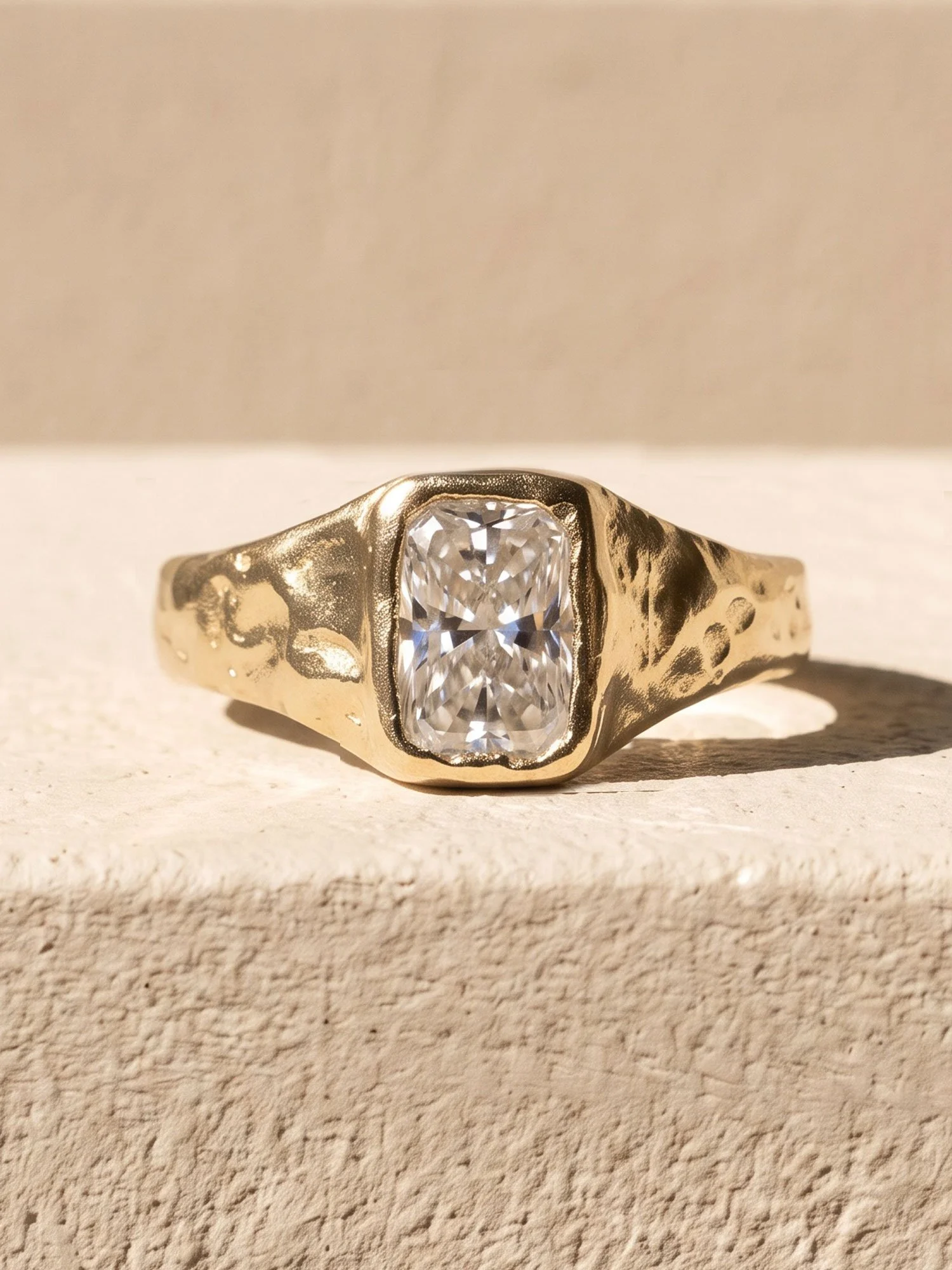 ember-1ct-white copy.jpg