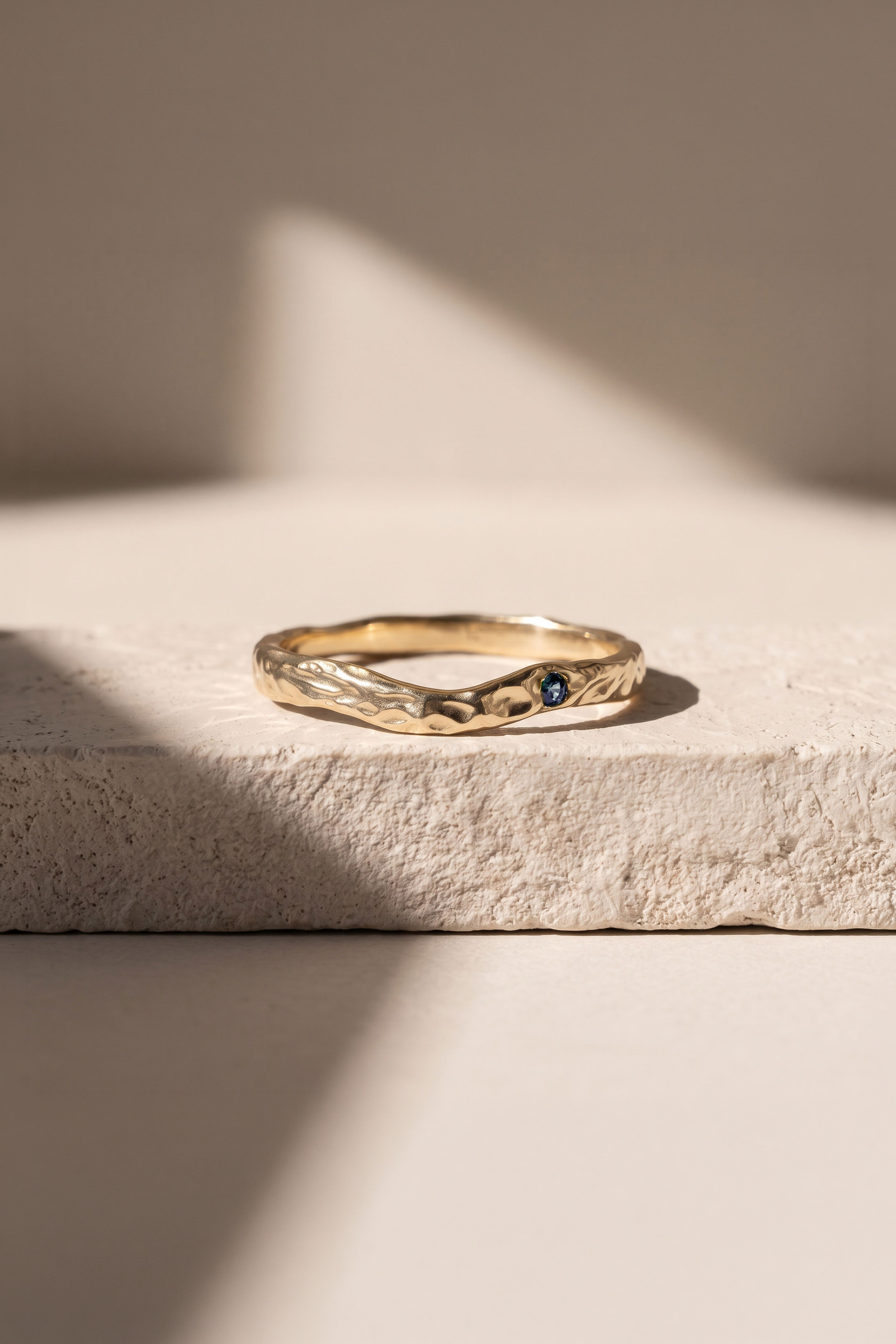Arch Ring - gemstone