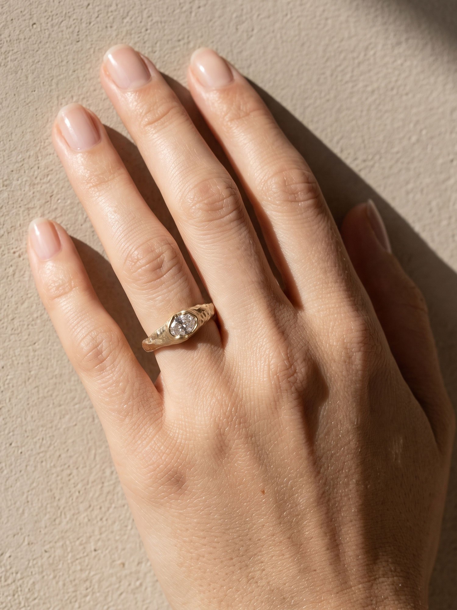 Ophelia-.75ct-on.jpg