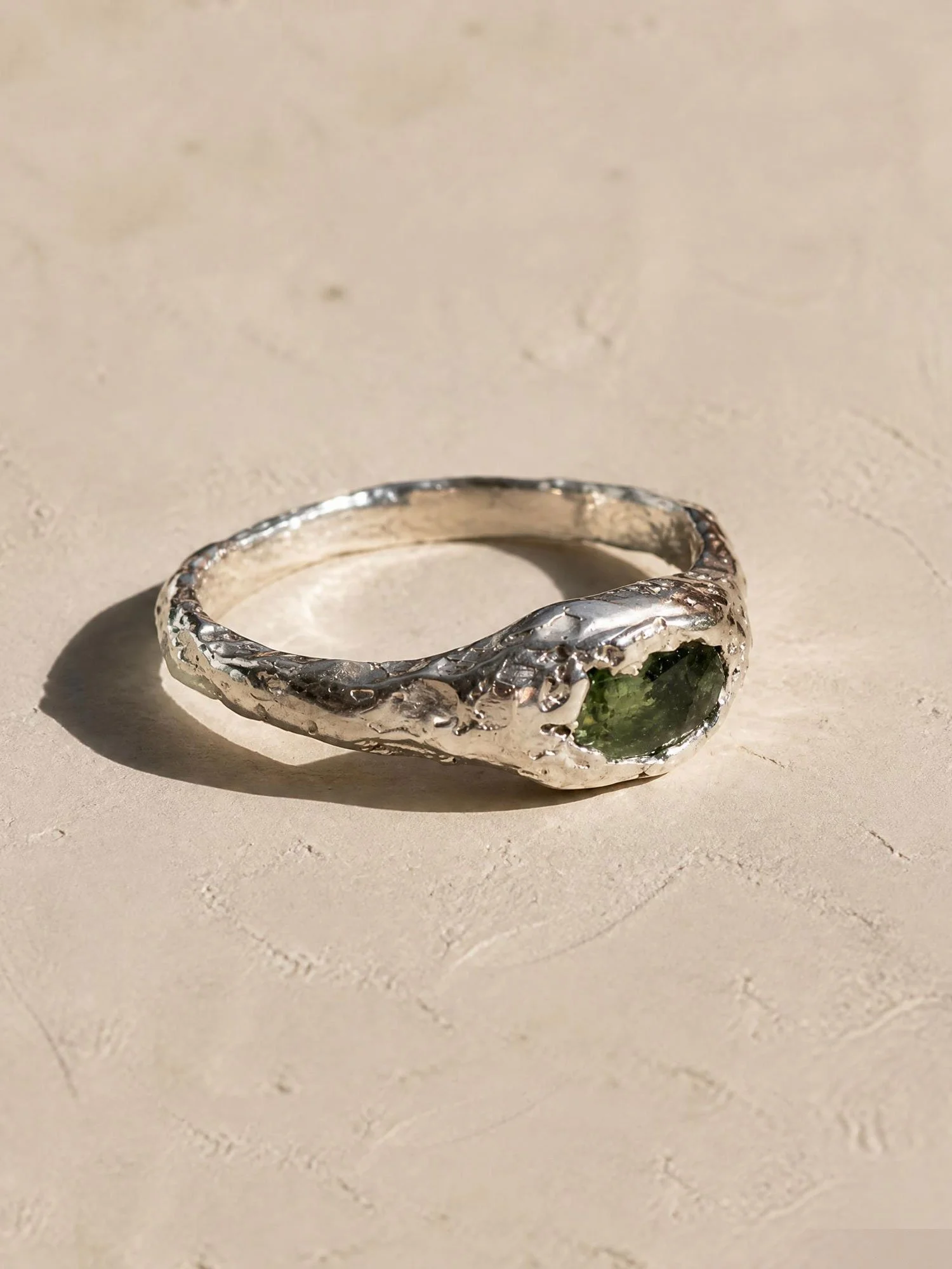 green-oval_silver3.jpg