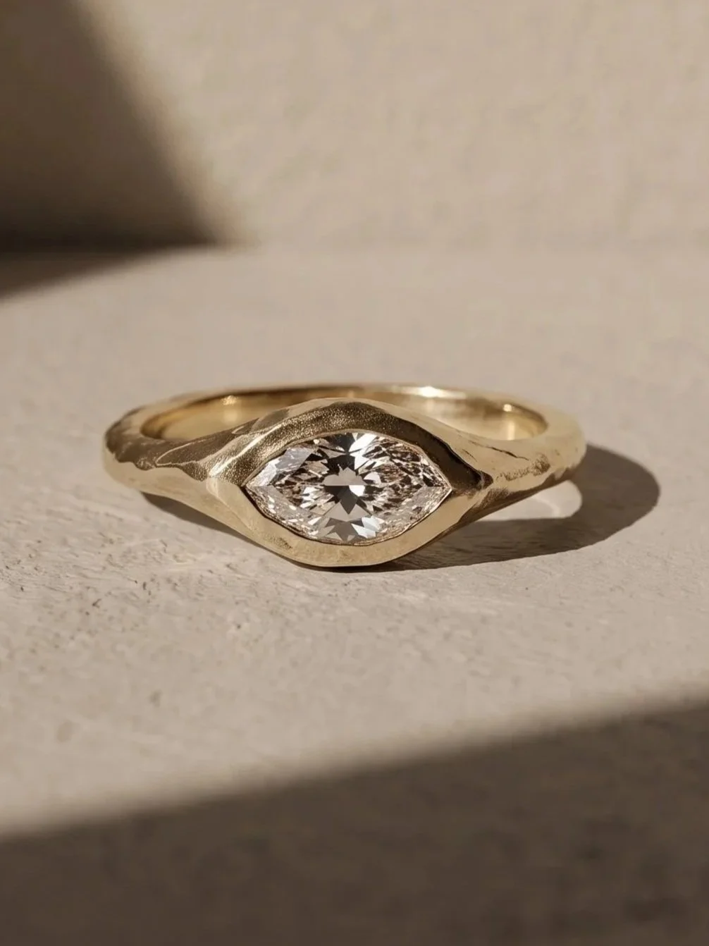 Verve Ring - 1ct White Diamond