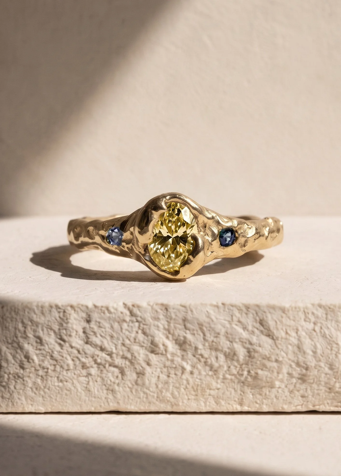 Aurora-0.75ct-yellow-3.jpg
