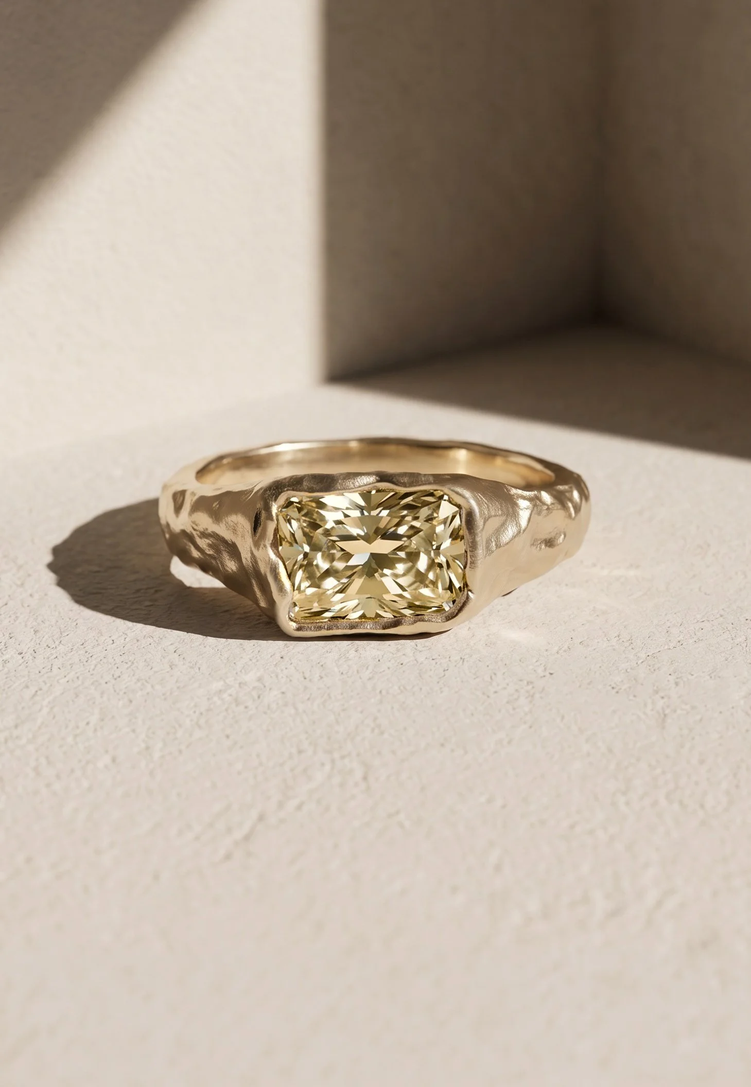 Horizon-2ct-yellow.jpg