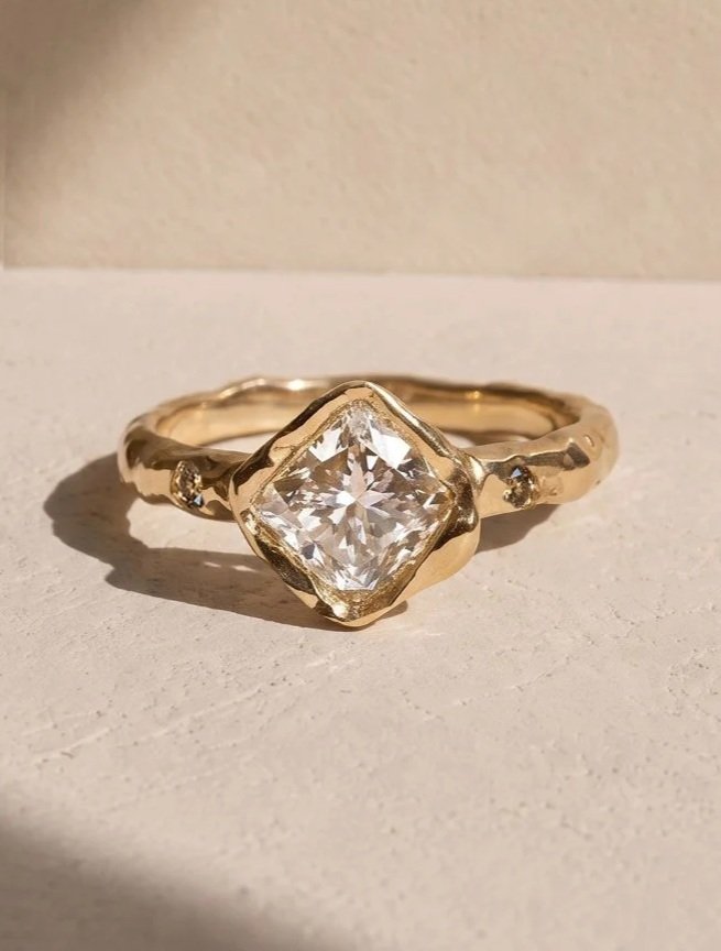 Cushion-1.5ct-brown.jpg
