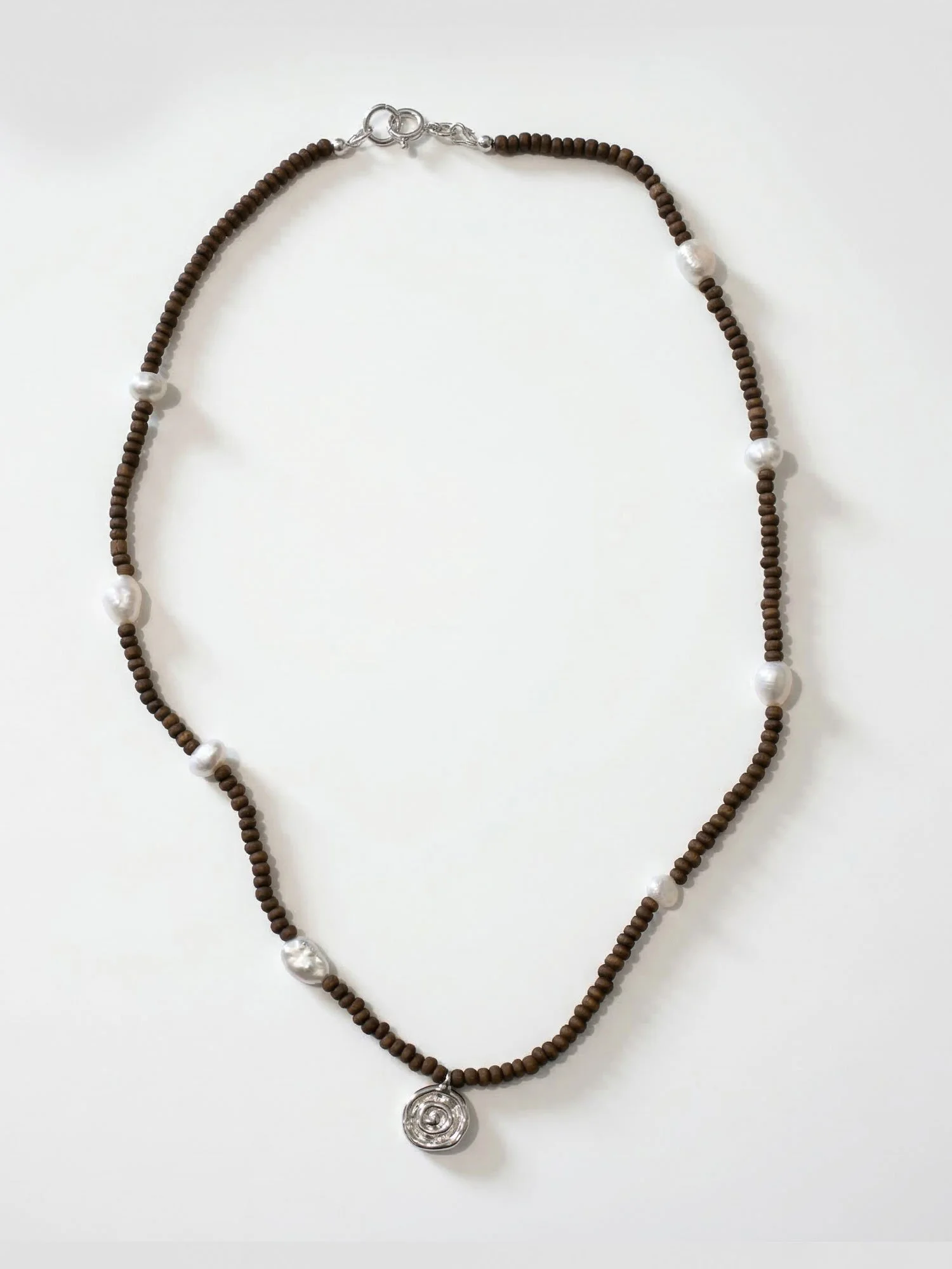 beaded necklace 03