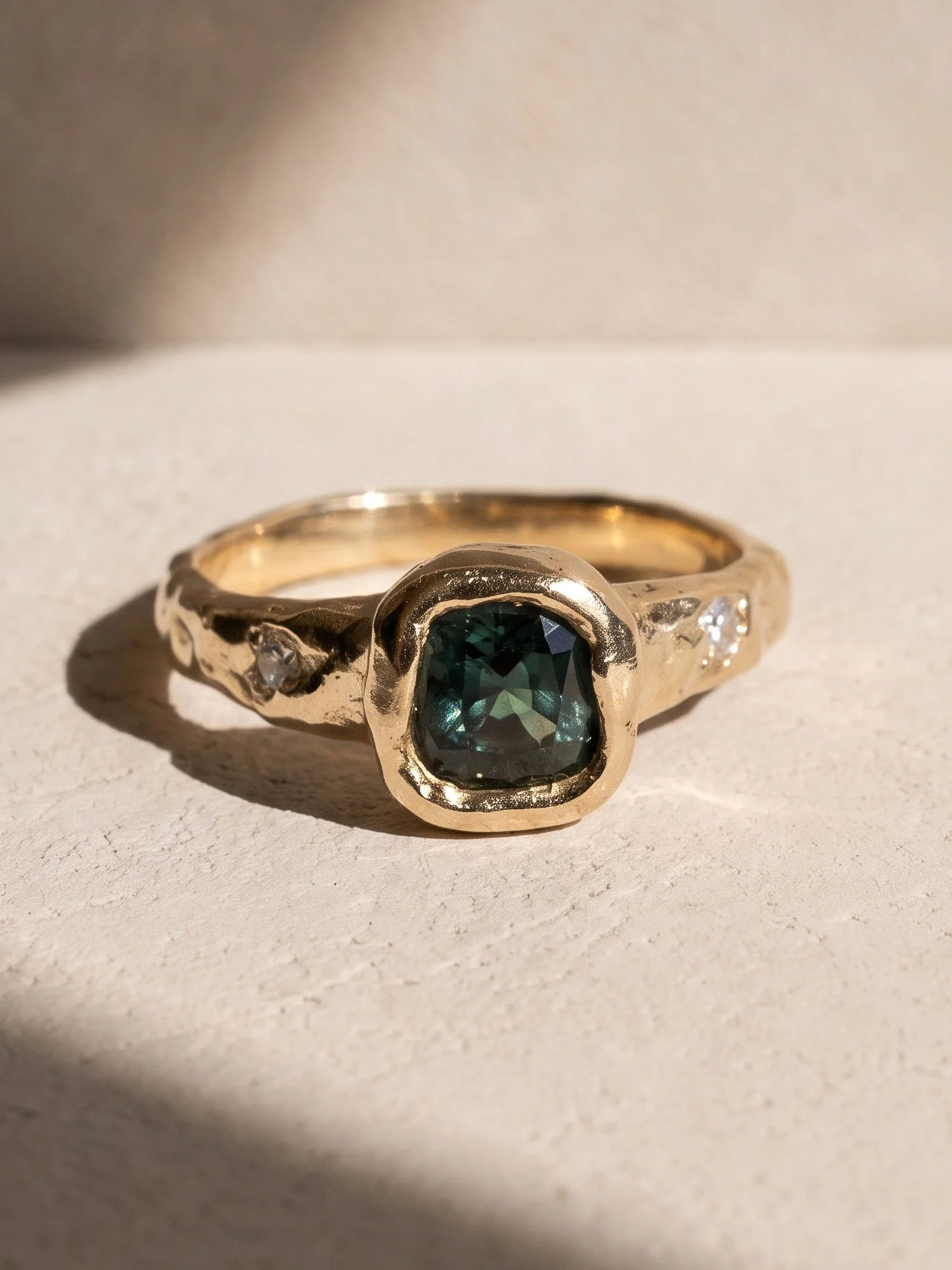 cushion-cut-sapphire-2.jpg