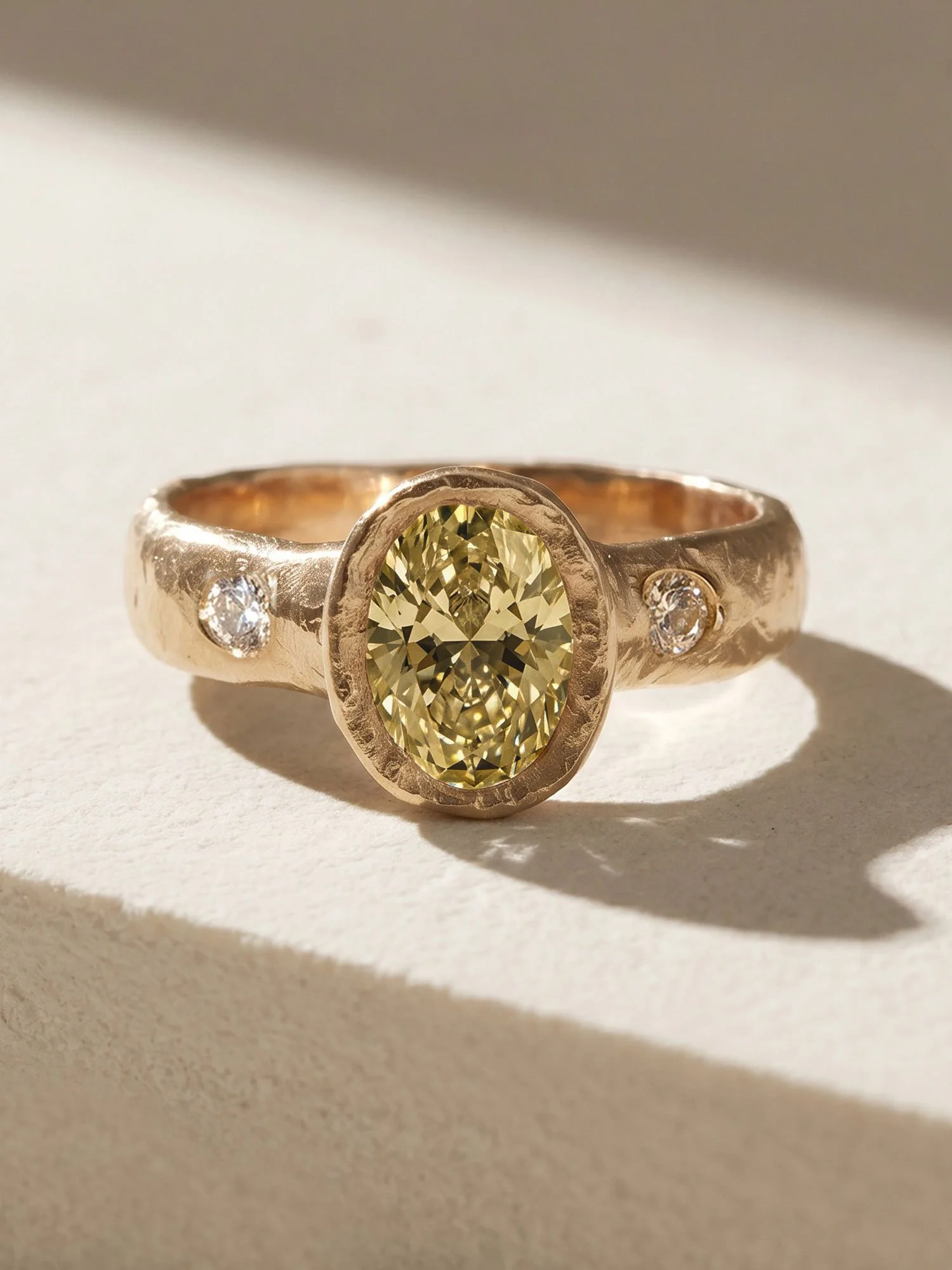 Essence-1ct-yellow-3.jpg