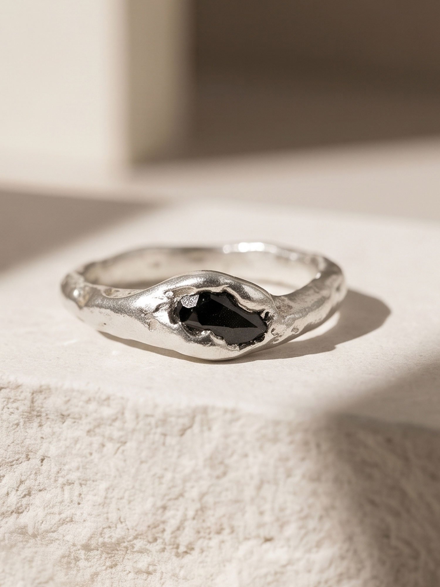 Silver - Black Sapphire